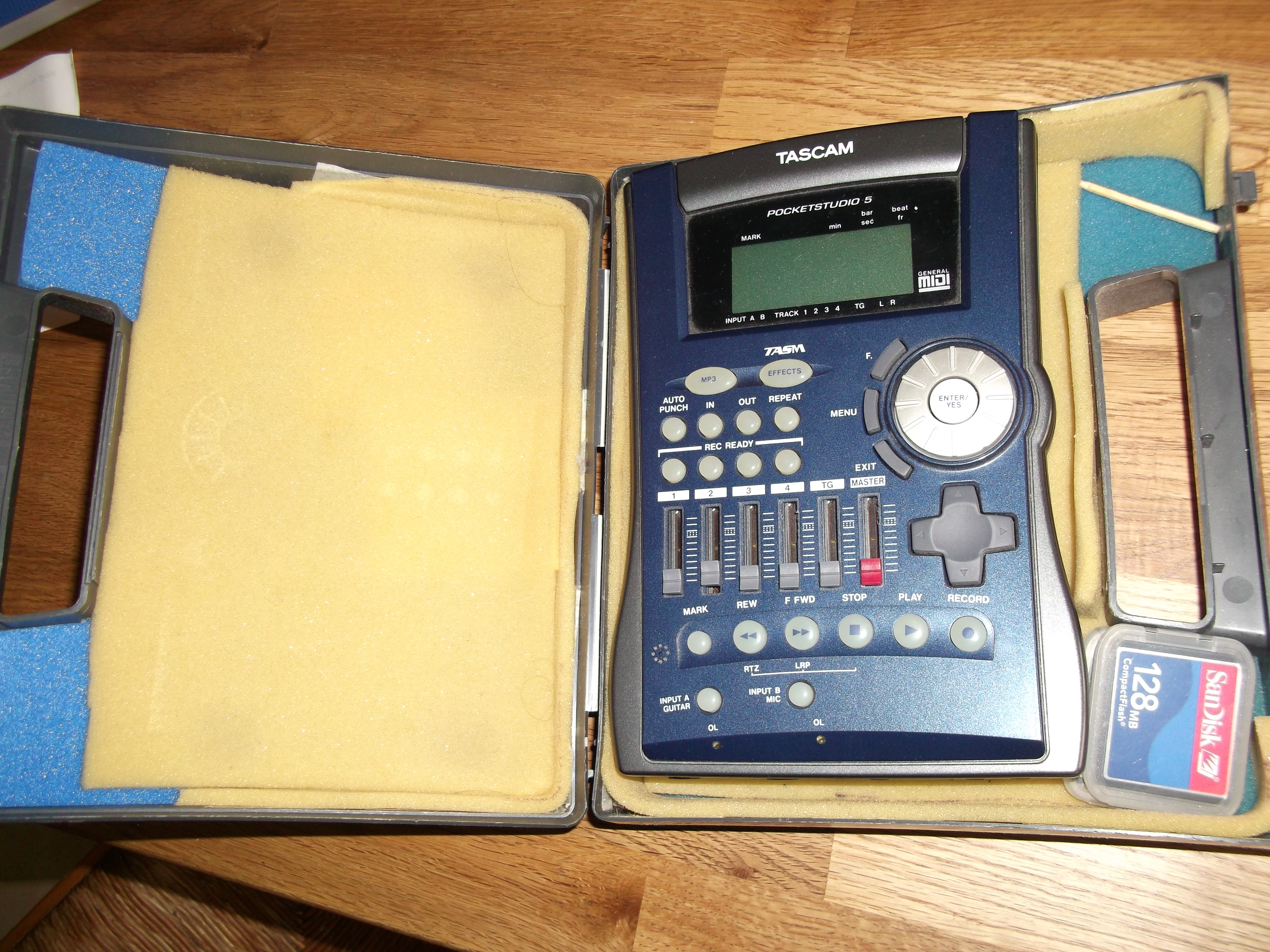 Photo Tascam Pocket Studio 5 Tascam Pocket Studio 5 (29924) (794187