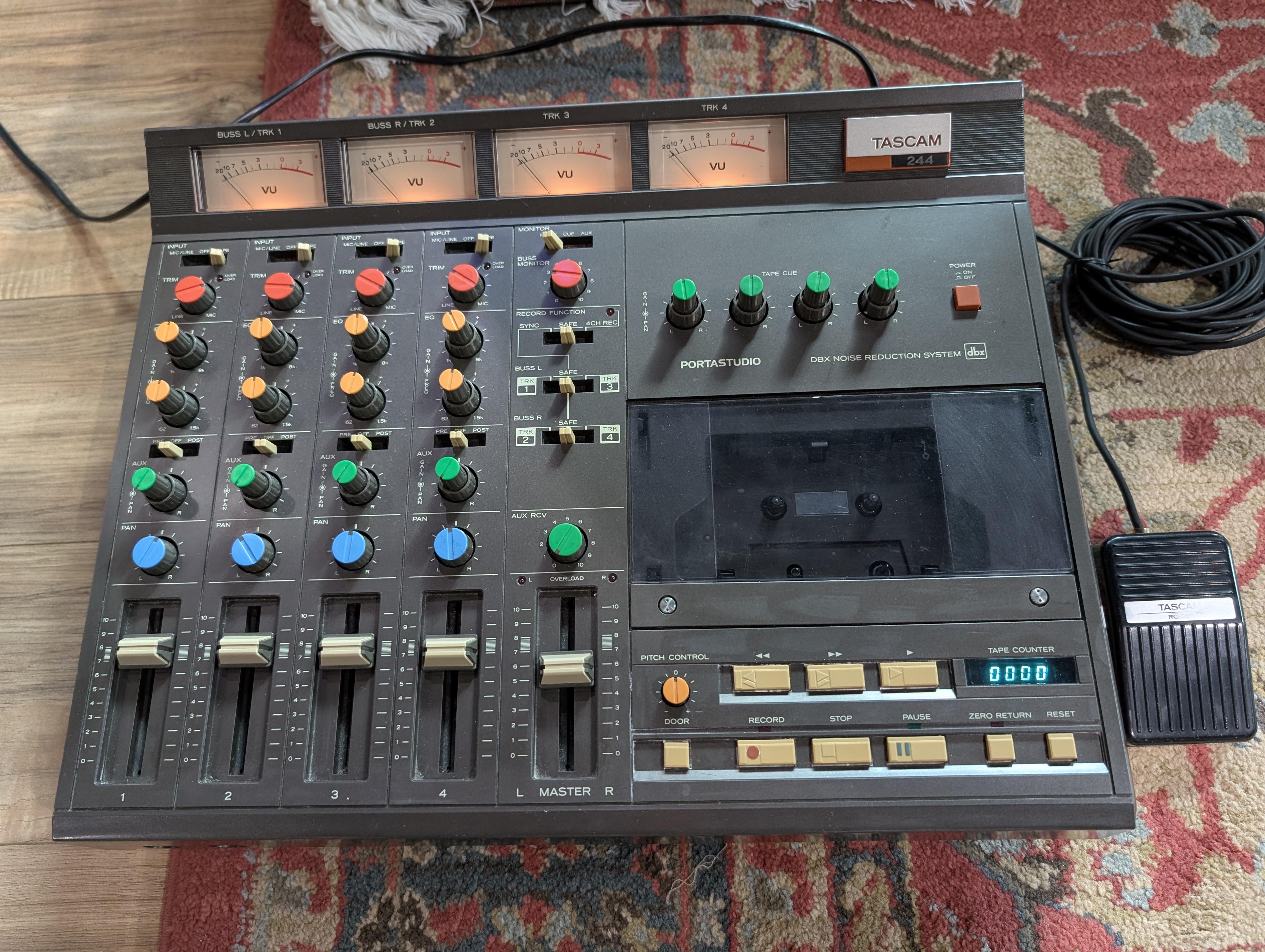 Portastudio 244 - Tascam Portastudio 244 - Audiofanzine