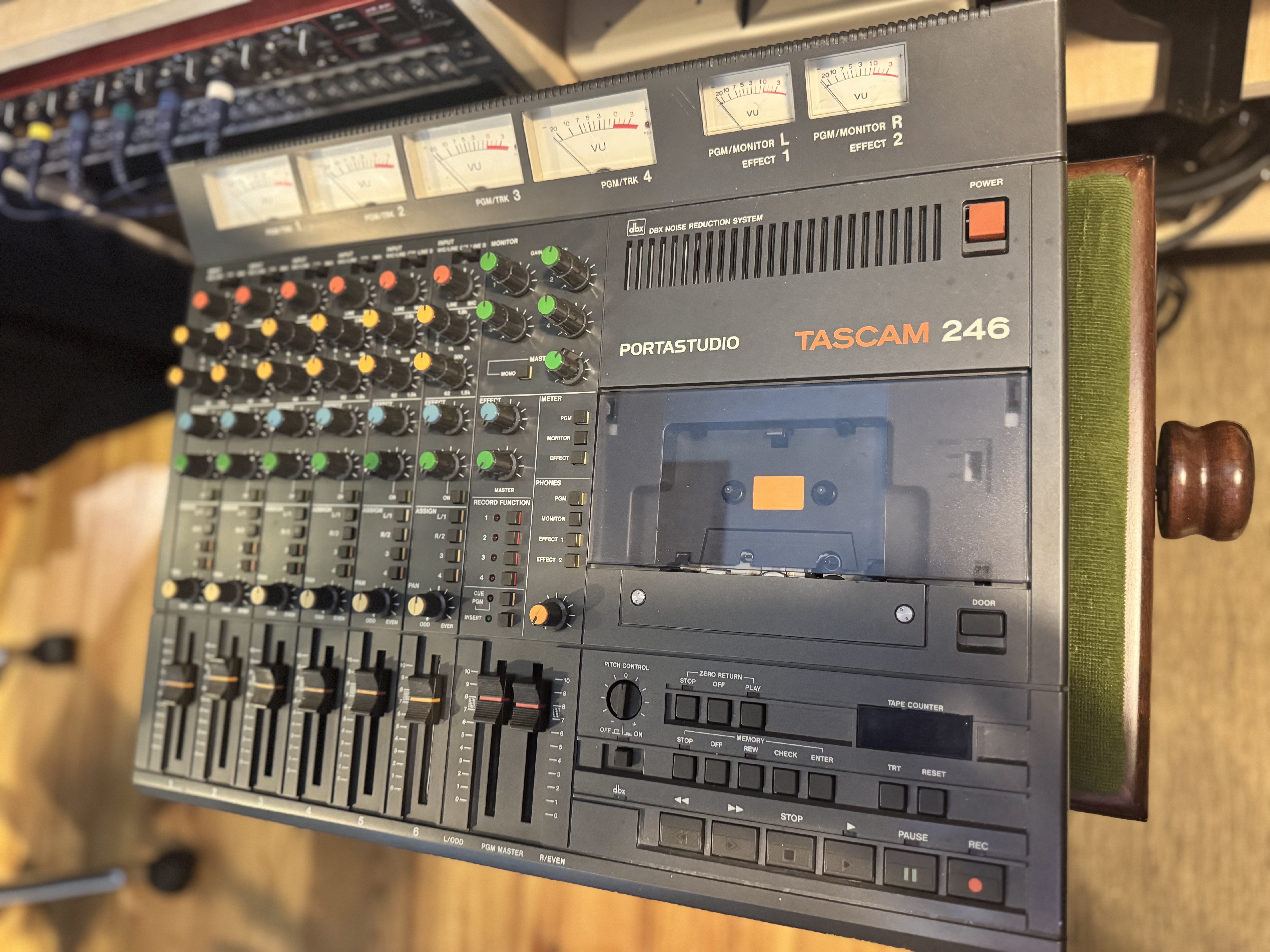 TASCAM 246 PORTASTUDIO ジャンク - メルカリ