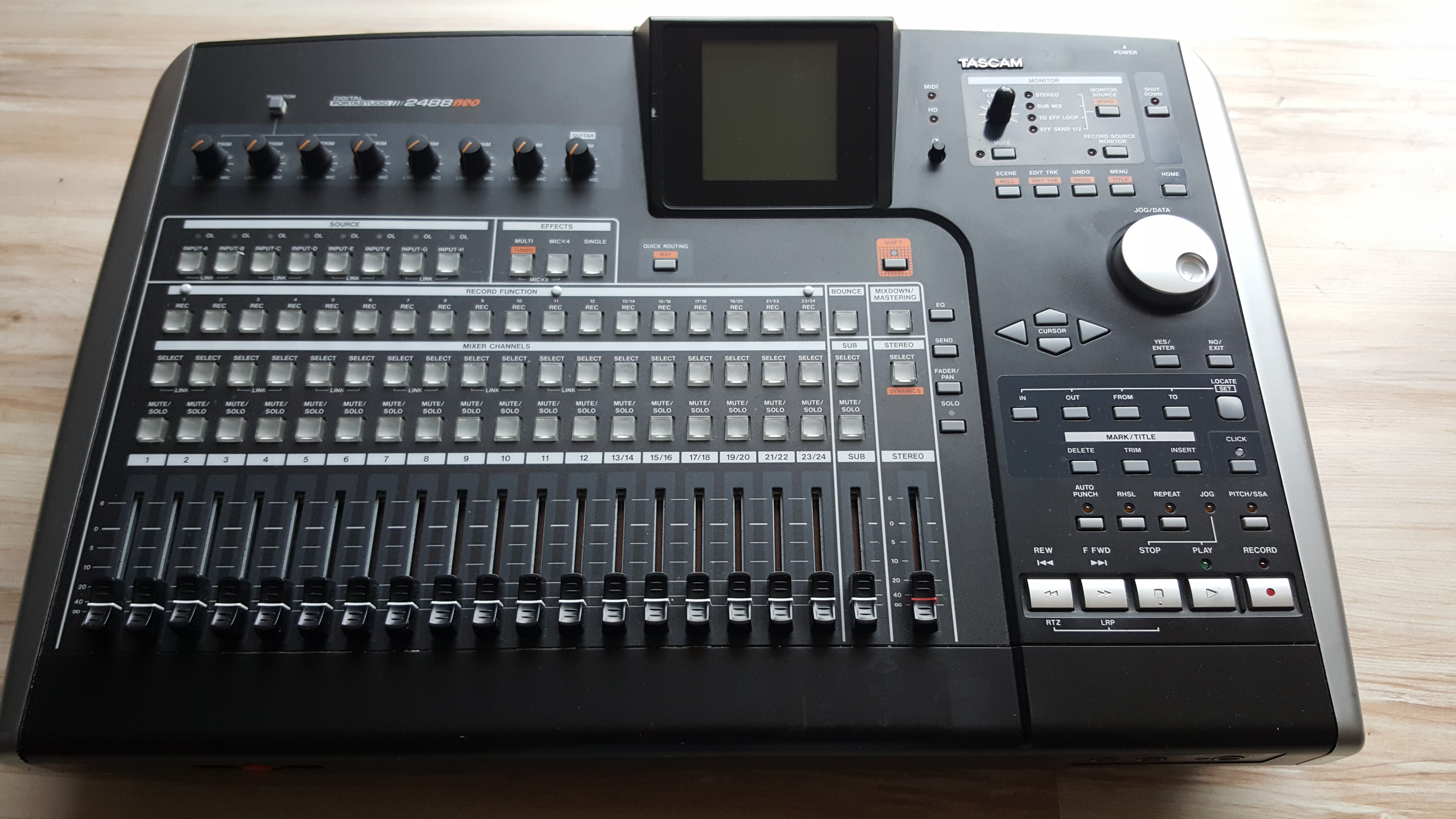 Photo Tascam Portastudio 2488neo Tascam Portastudio 2488neo (98480