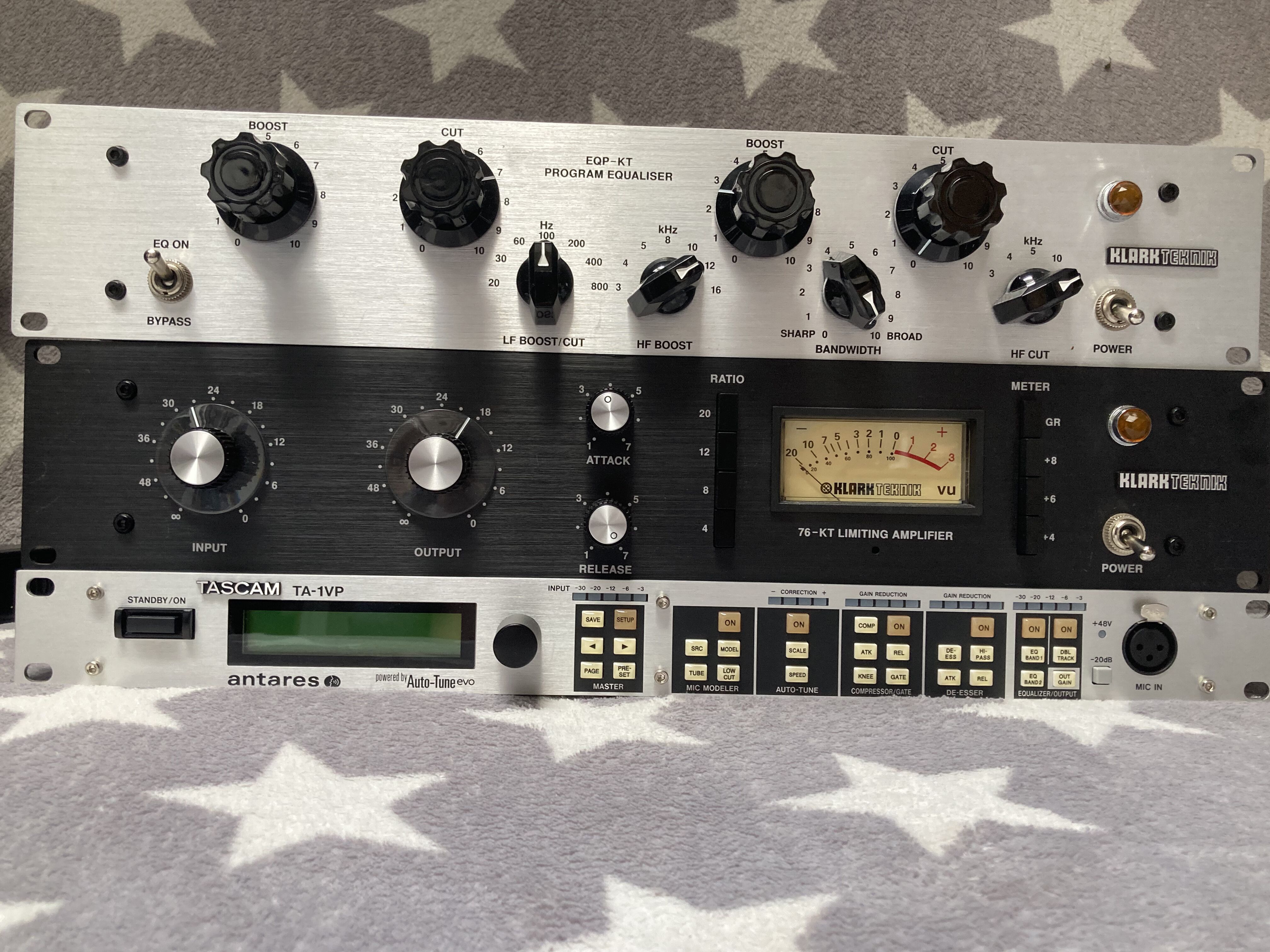 TA1VP Vocal Processor Tascam TA1VP Vocal Processor Audiofanzine