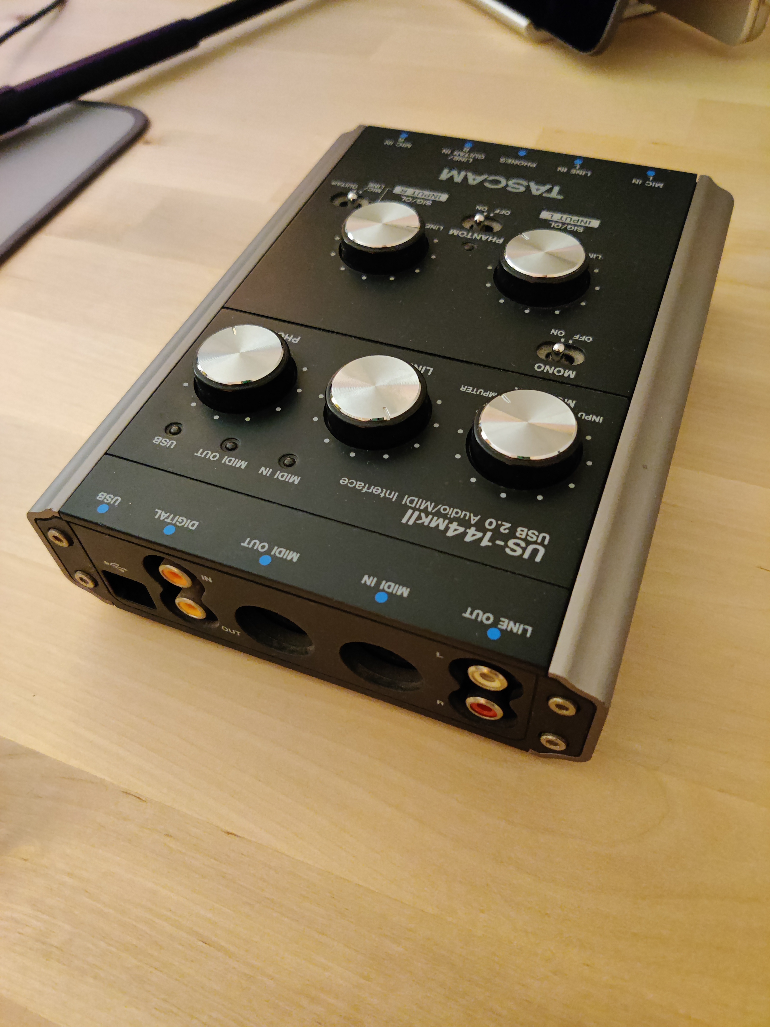 US-144mkII - Tascam US-144mkII - Audiofanzine