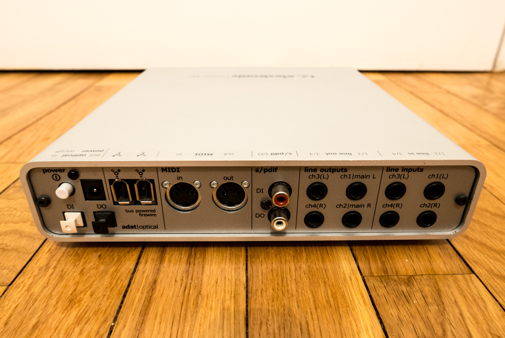 Photo TC Electronic Konnekt 24D : TC Electronic Konnekt 24D (79583) (#1810308) - Audiofanzine