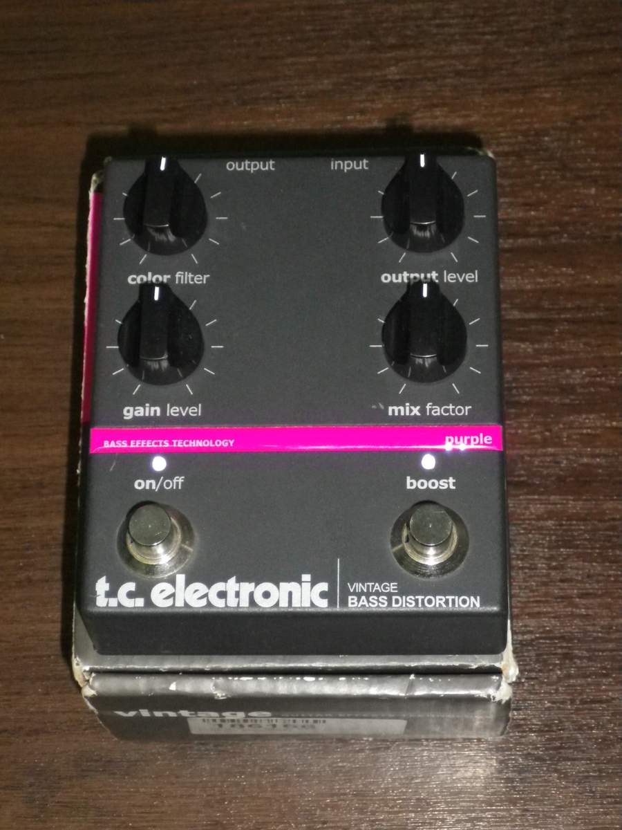 Photo TC Electronic Vintage Bass Distortion TC Electronic Vintage