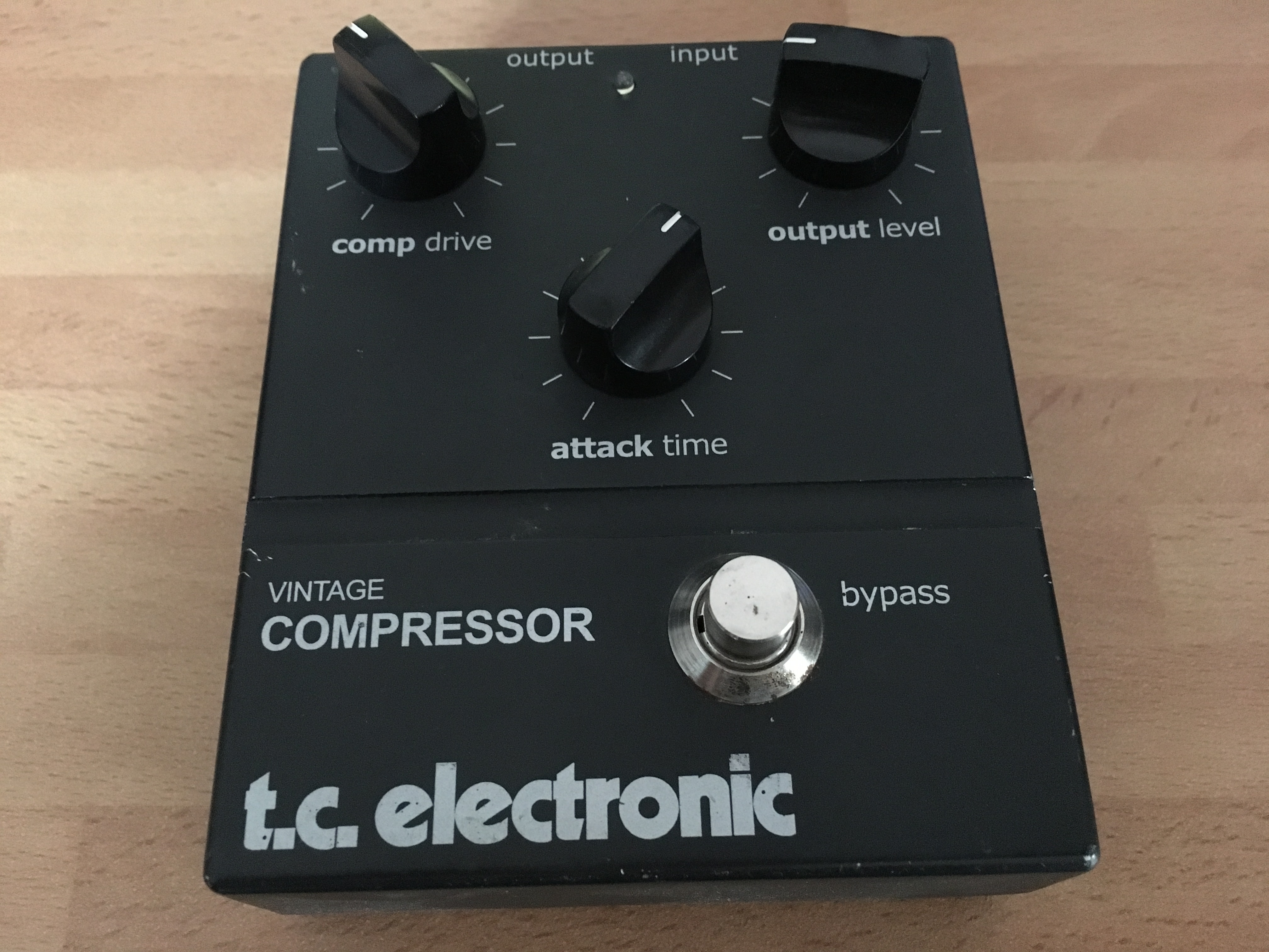 VINTAGE COMPRESSOR TC Electronic Vintage Compressor Audiofanzine