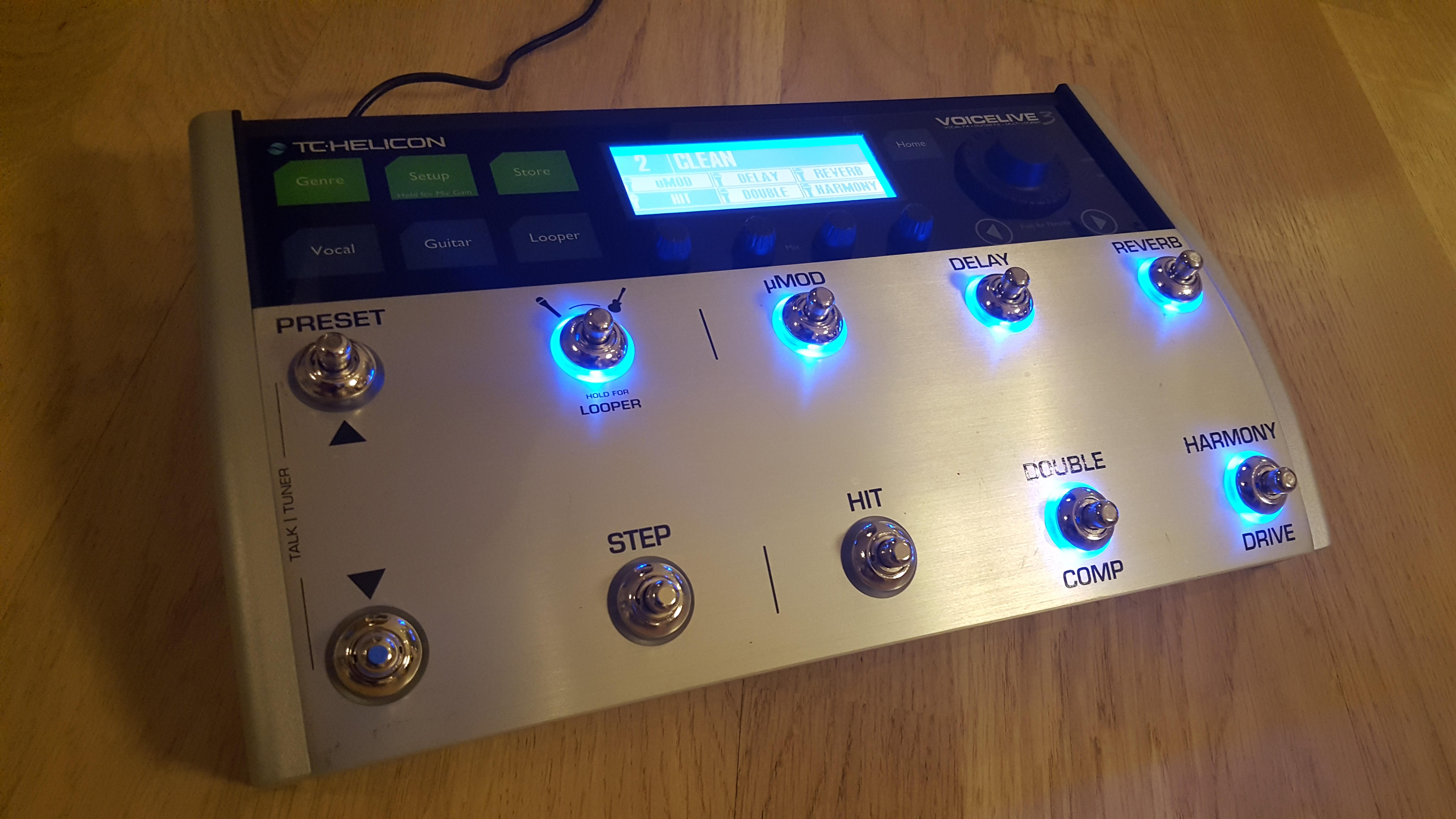 Photo TC-Helicon VoiceLive 3 : TC-Helicon VoiceLive 3 (46709) (#1494993 ...