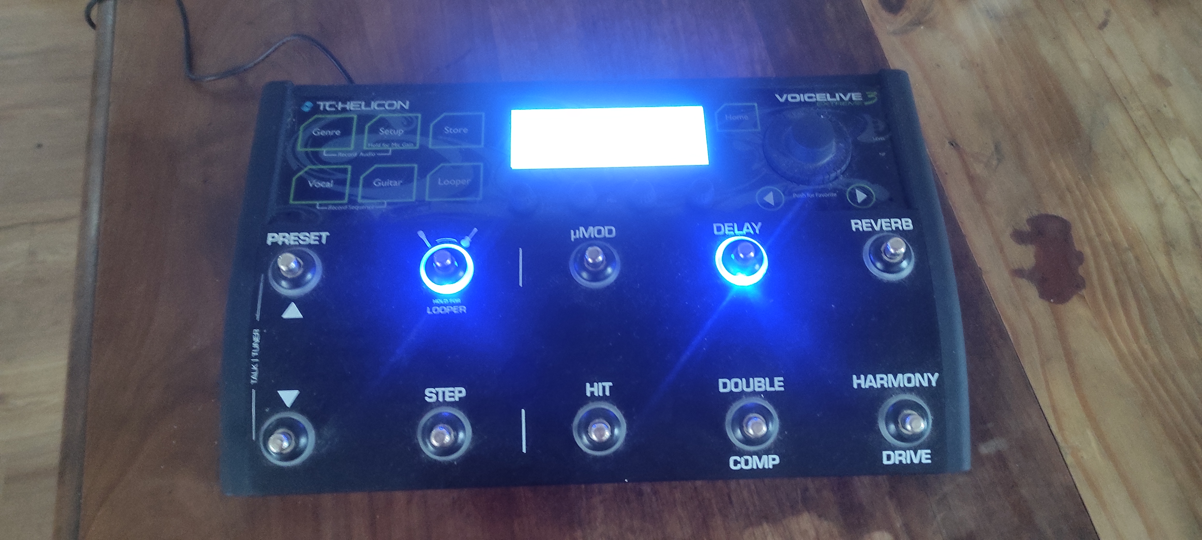 TC HELICON Voicelive 3 Extreme Vocal and Guitar Effects – H Music