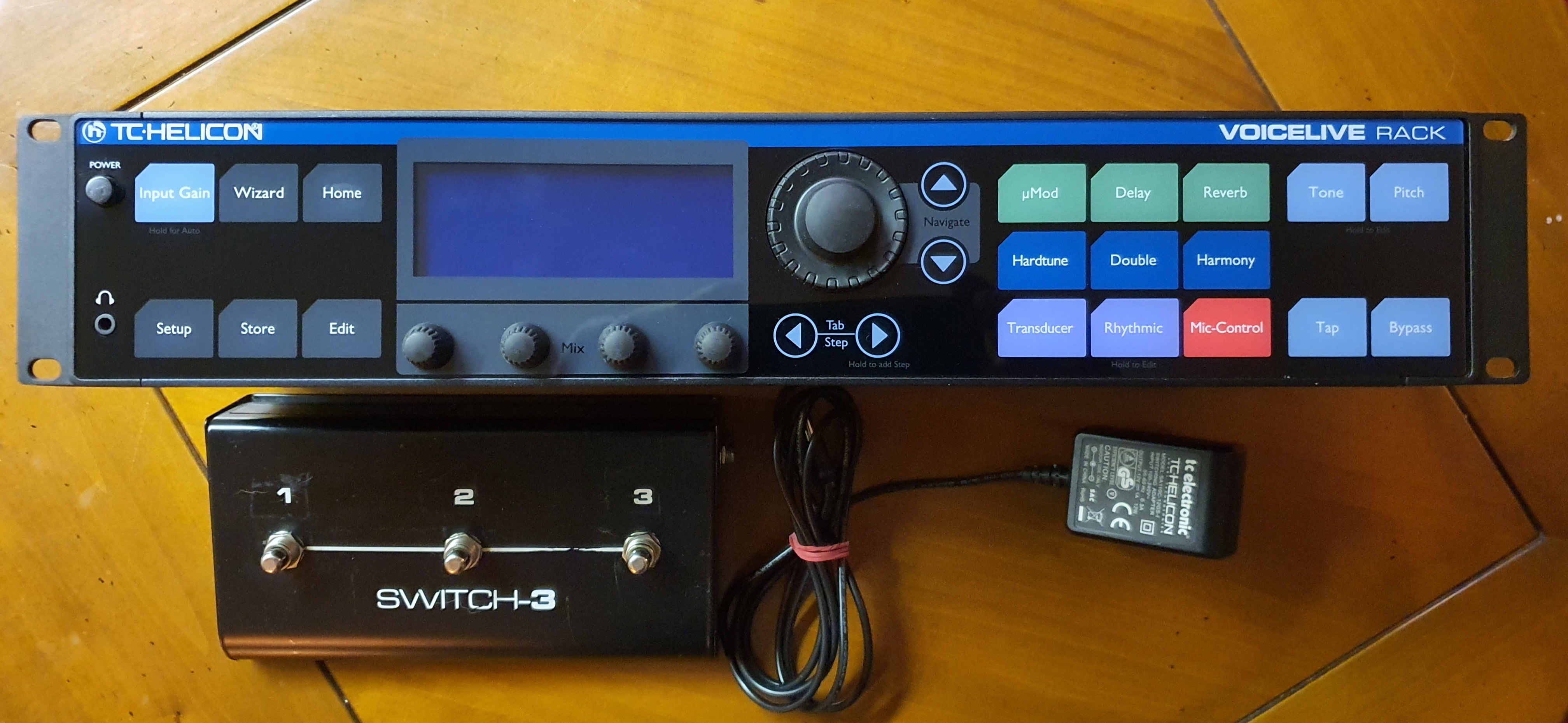 TC HELICON VOICE LIVE RACK (Lorraine) Audiofanzine