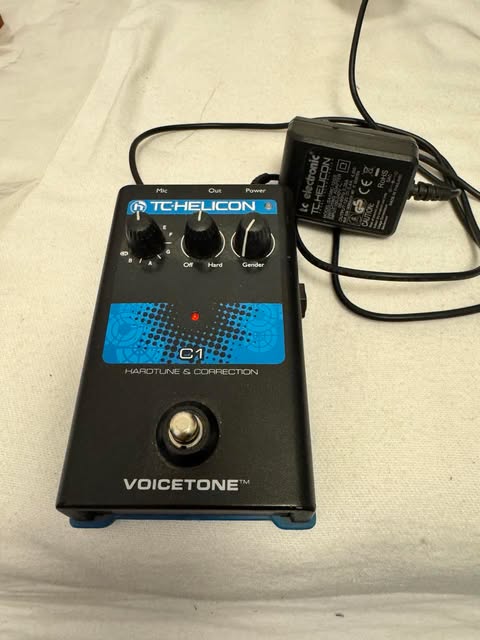 VoiceTone C1 - TC-Helicon VoiceTone C1 - Audiofanzine
