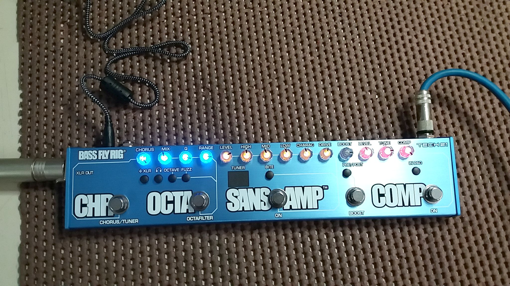 Bass Fly Rig V2 Tech 21 Bass Fly Rig V2 Audiofanzine