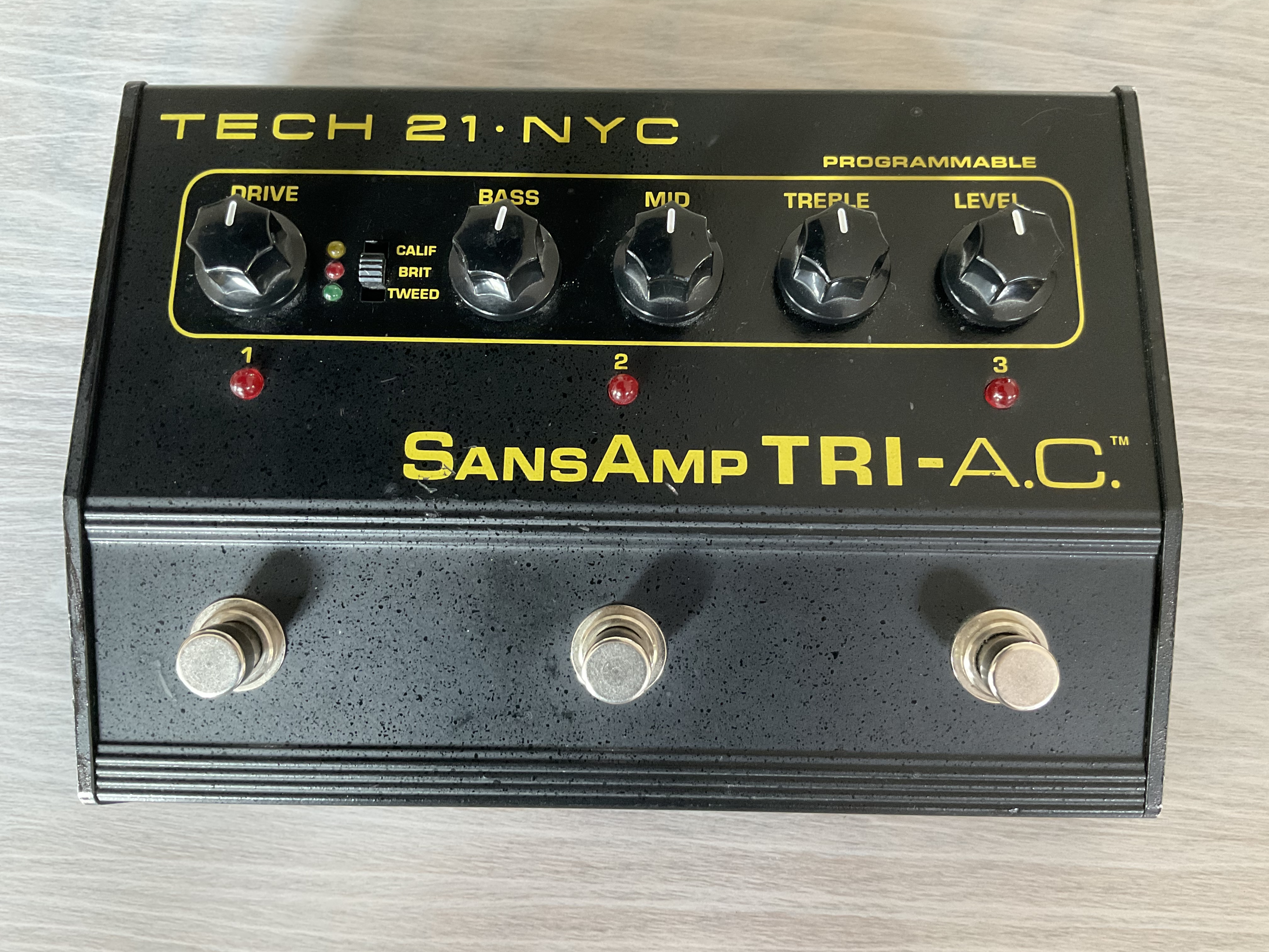 お取り寄せ】 SANSAMP TRI A.C. TECH 21 NYC サンズアンプ abamedyc.com