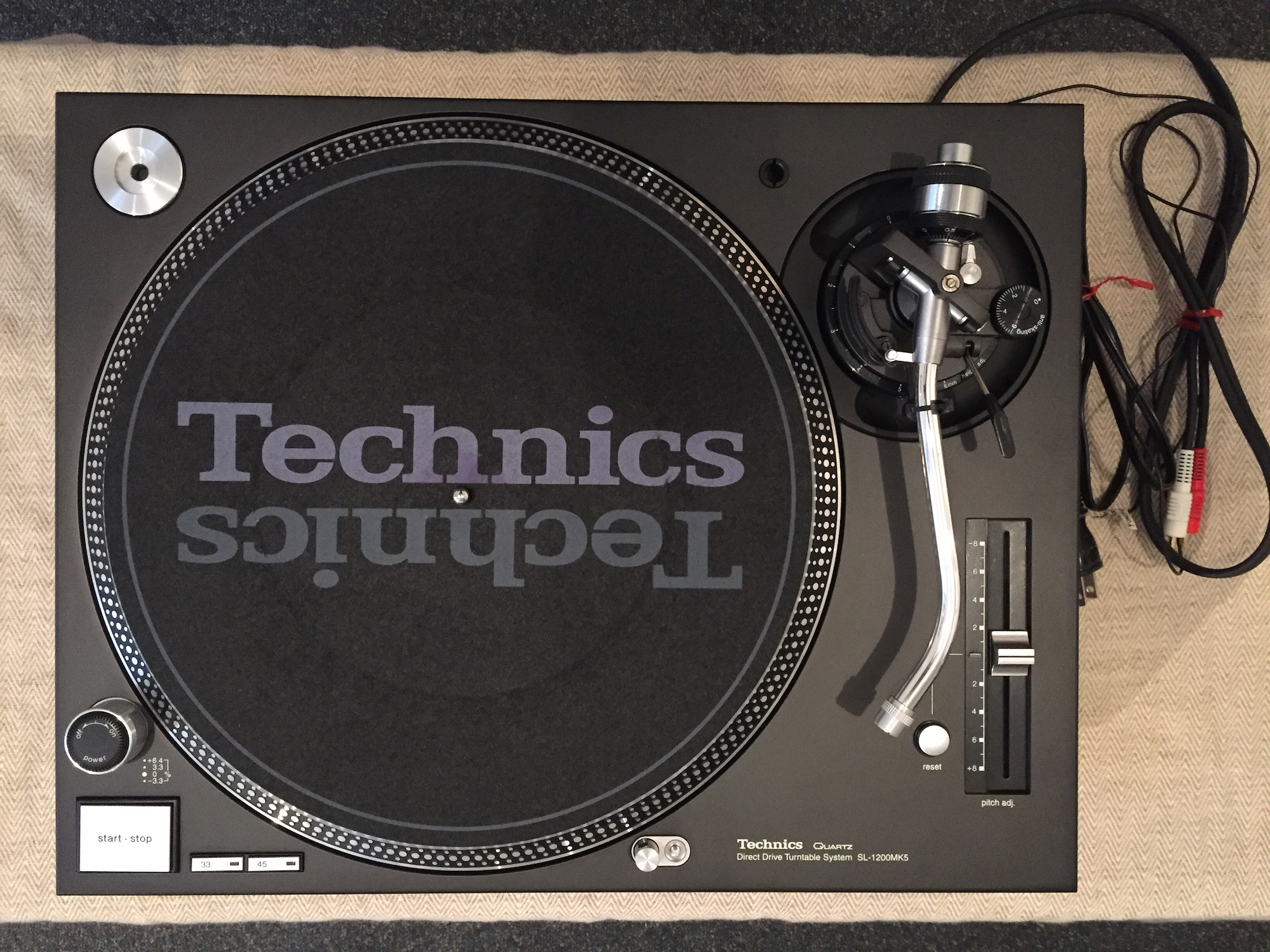 Technics SL1210 MK5 image (1472985) Audiofanzine