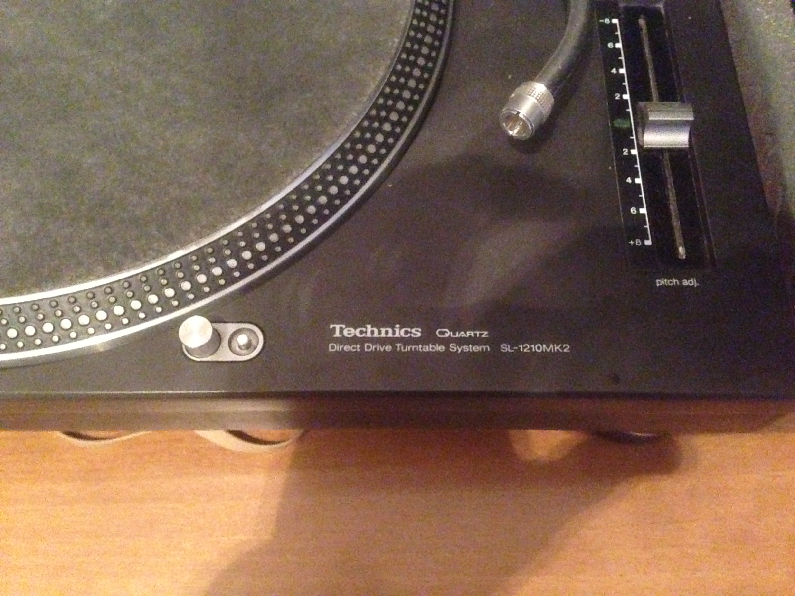Technics SL-1210 MK2 image (#1502604) - Audiofanzine