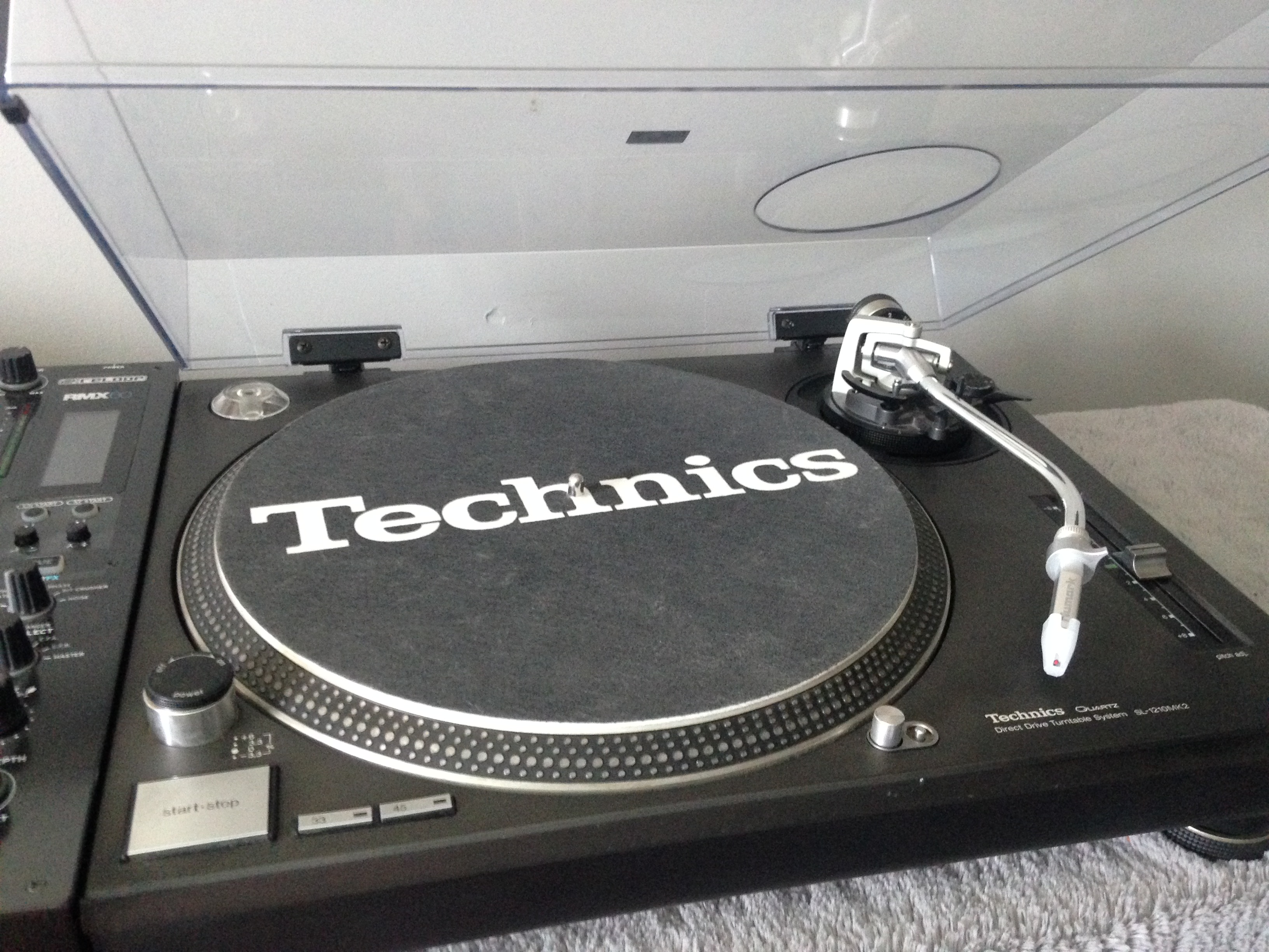 Technics SL1210 MK2 image (1840066) Audiofanzine