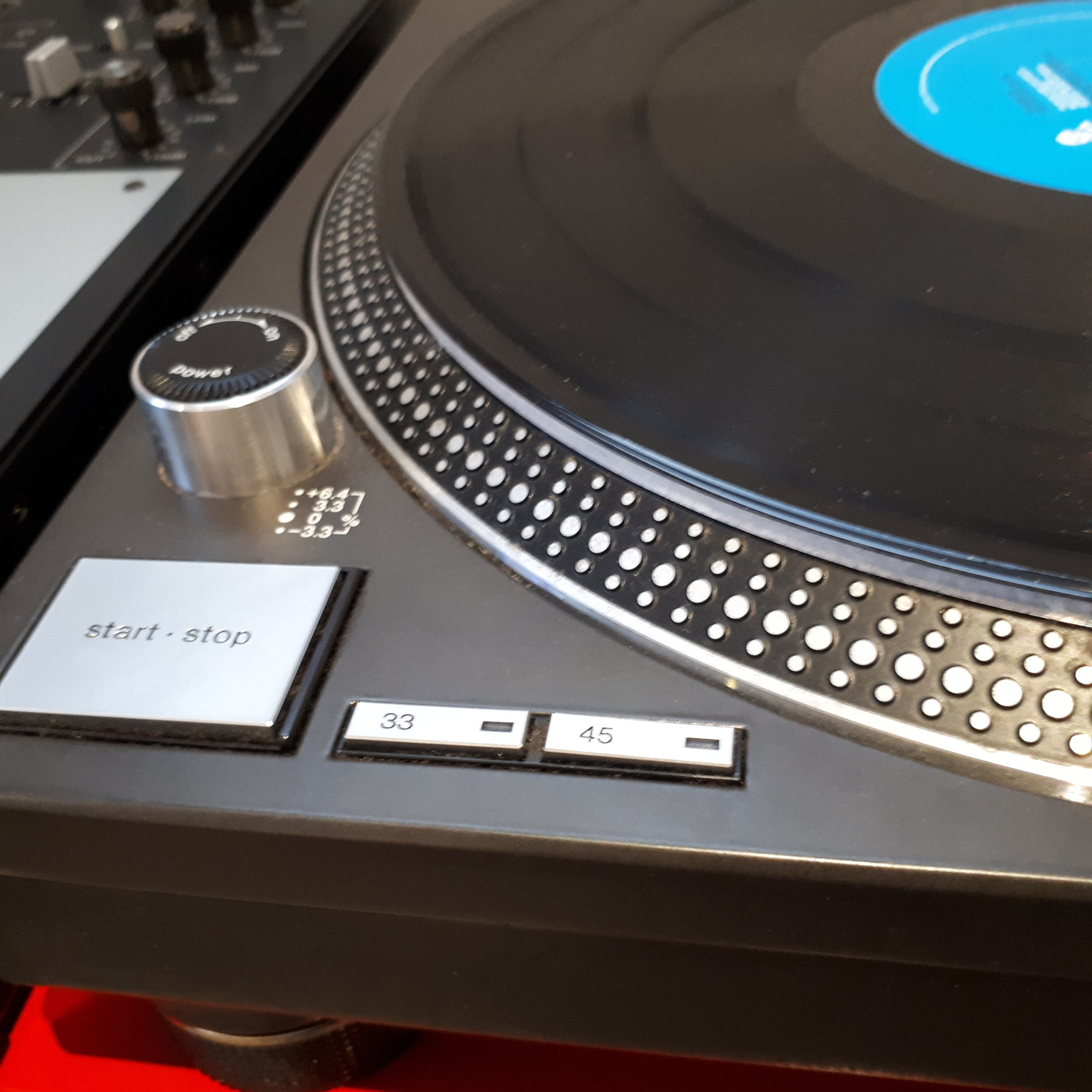 Technics SL1210 MK5 Audiofanzine