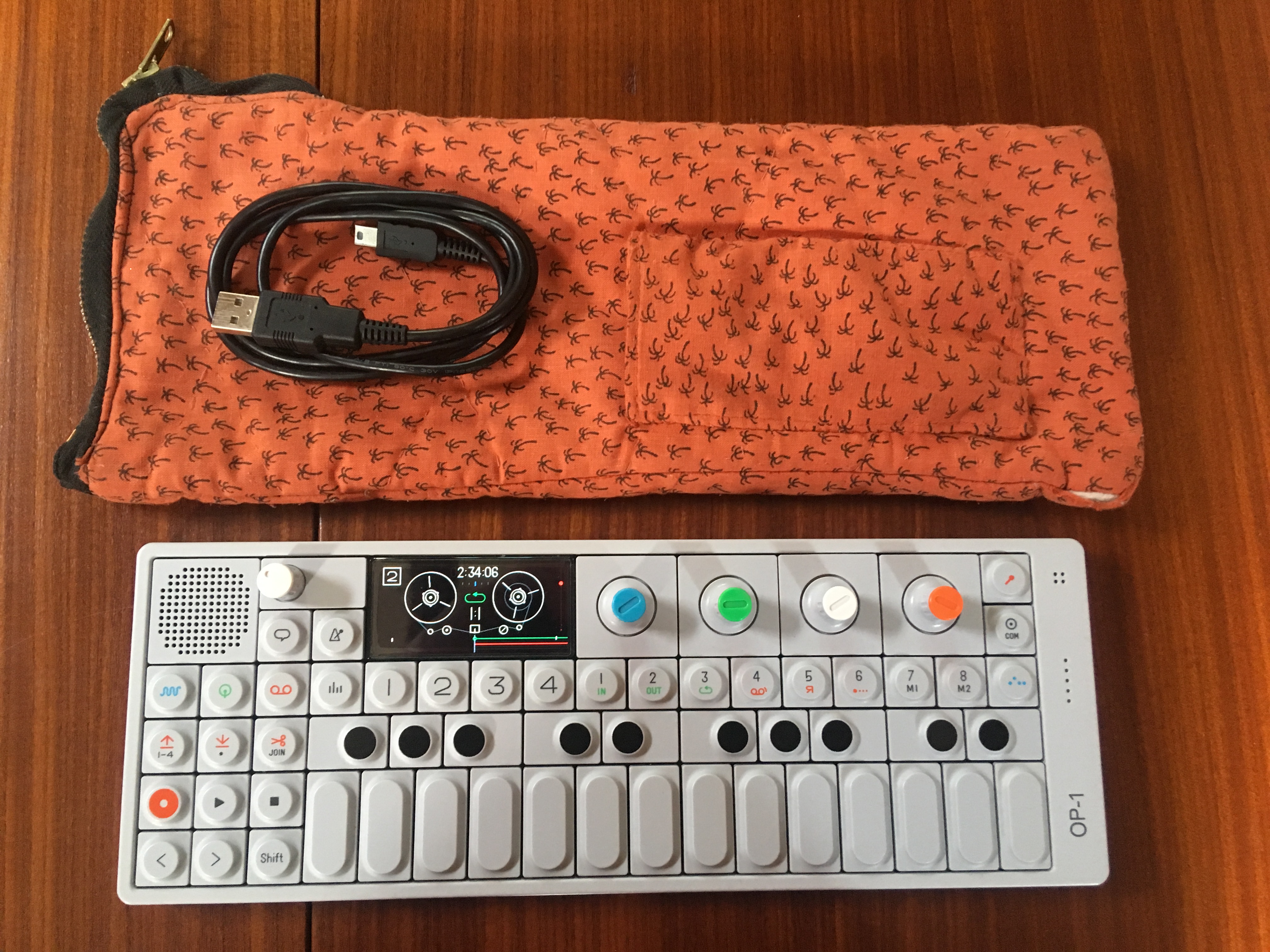 ジャンク品】teenage engineering OP-1+spbgp44.ru