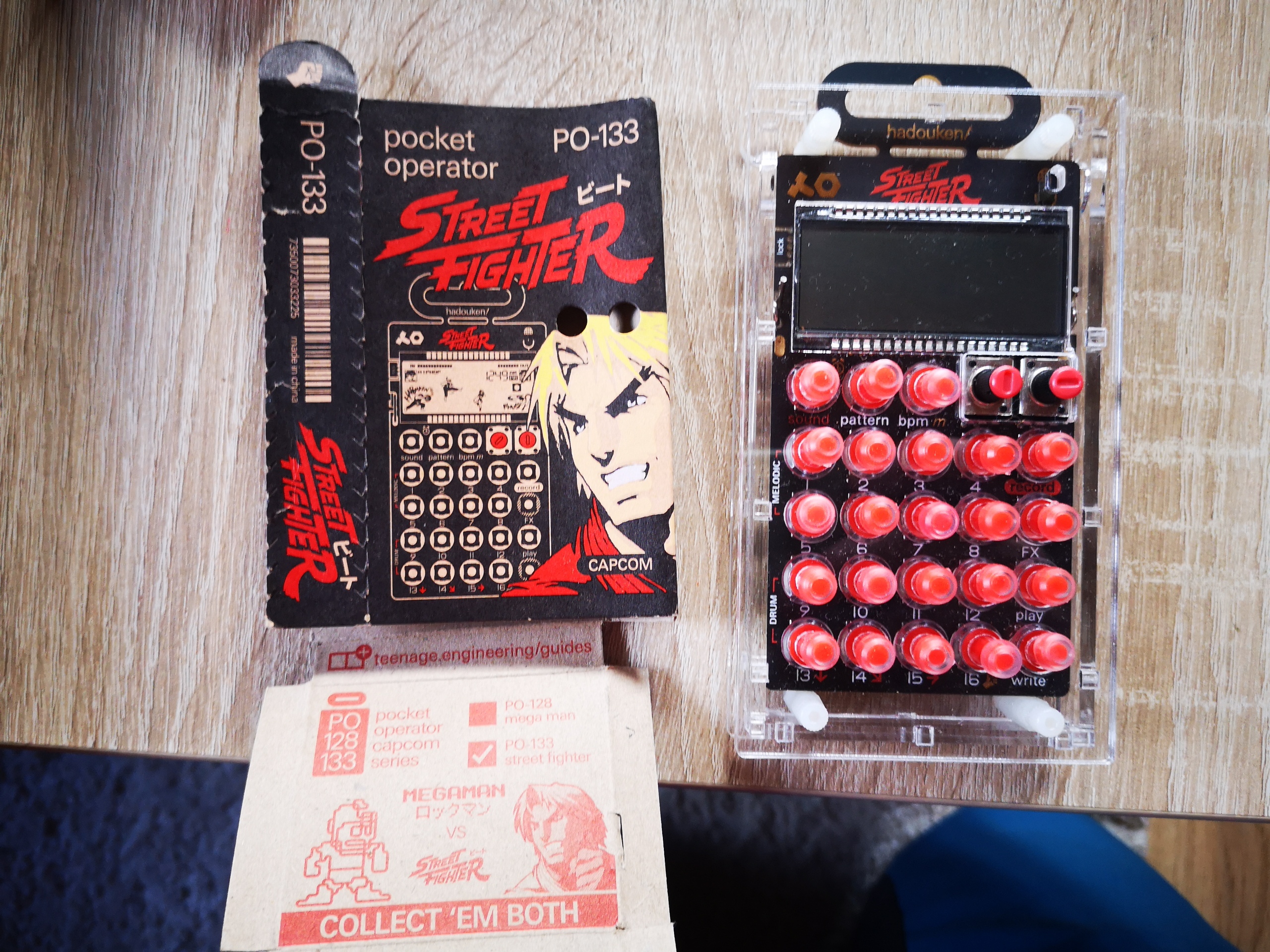 pocket operator Street Fighter PO-133 - 器材