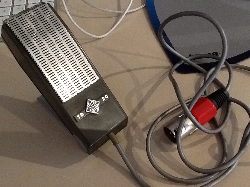 TD 200 - Telefunken / Siemens TD 200 - Audiofanzine