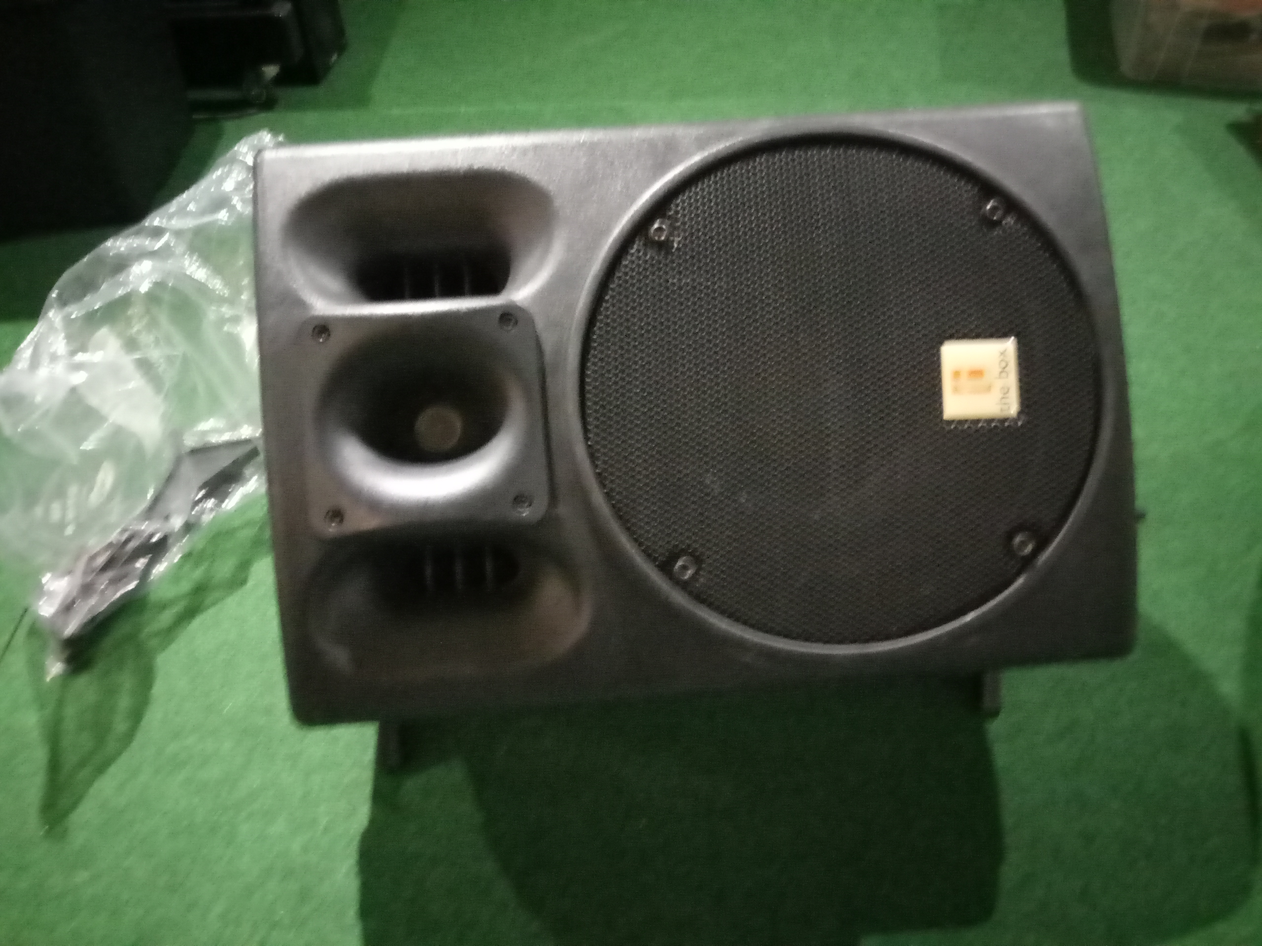 PA 110 A - the box PA 110 A - Audiofanzine