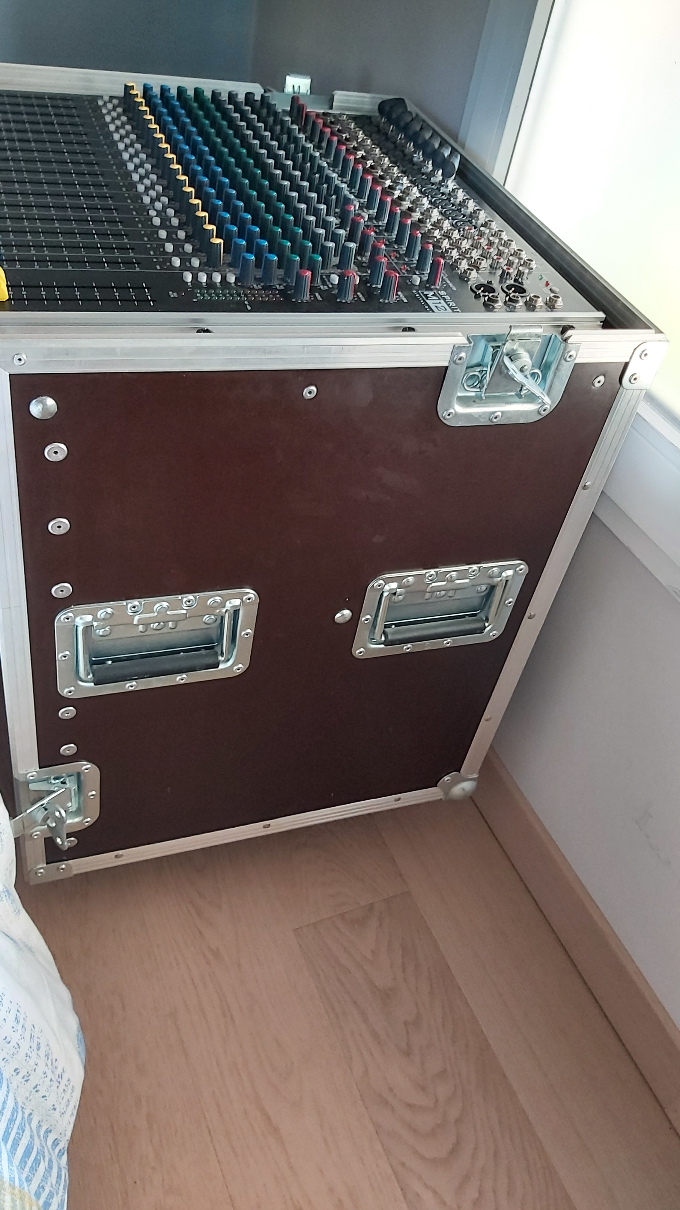 EQ 2231E the t.racks EQ 2231E Audiofanzine