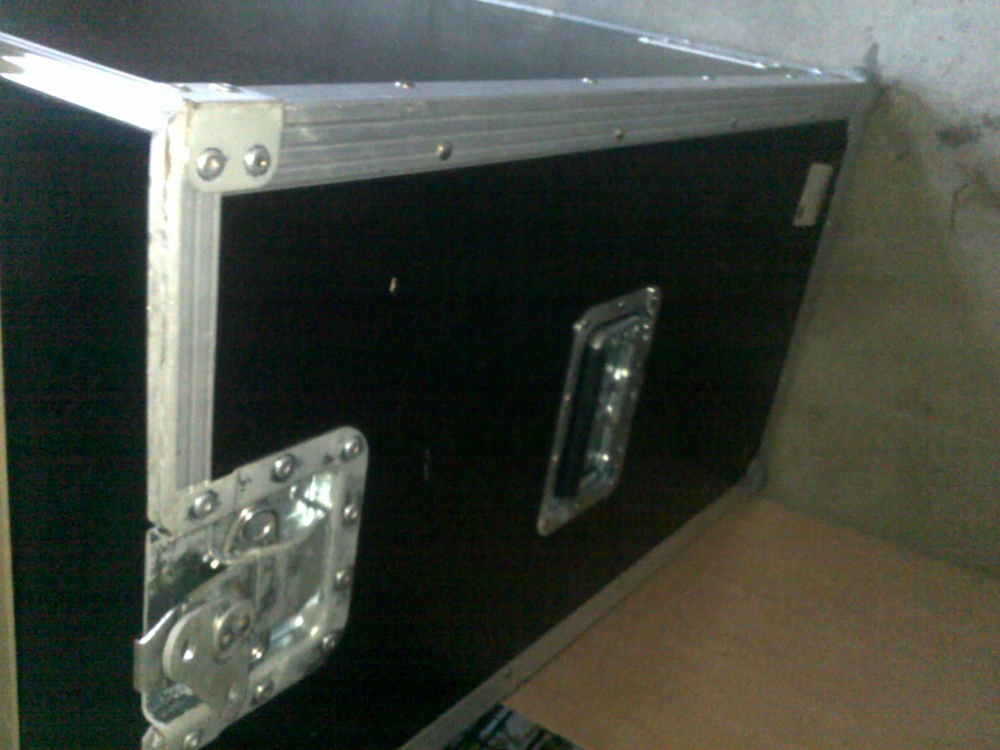FLIGHT CASE 4X12 Thon flight case 4X12 Audiofanzine