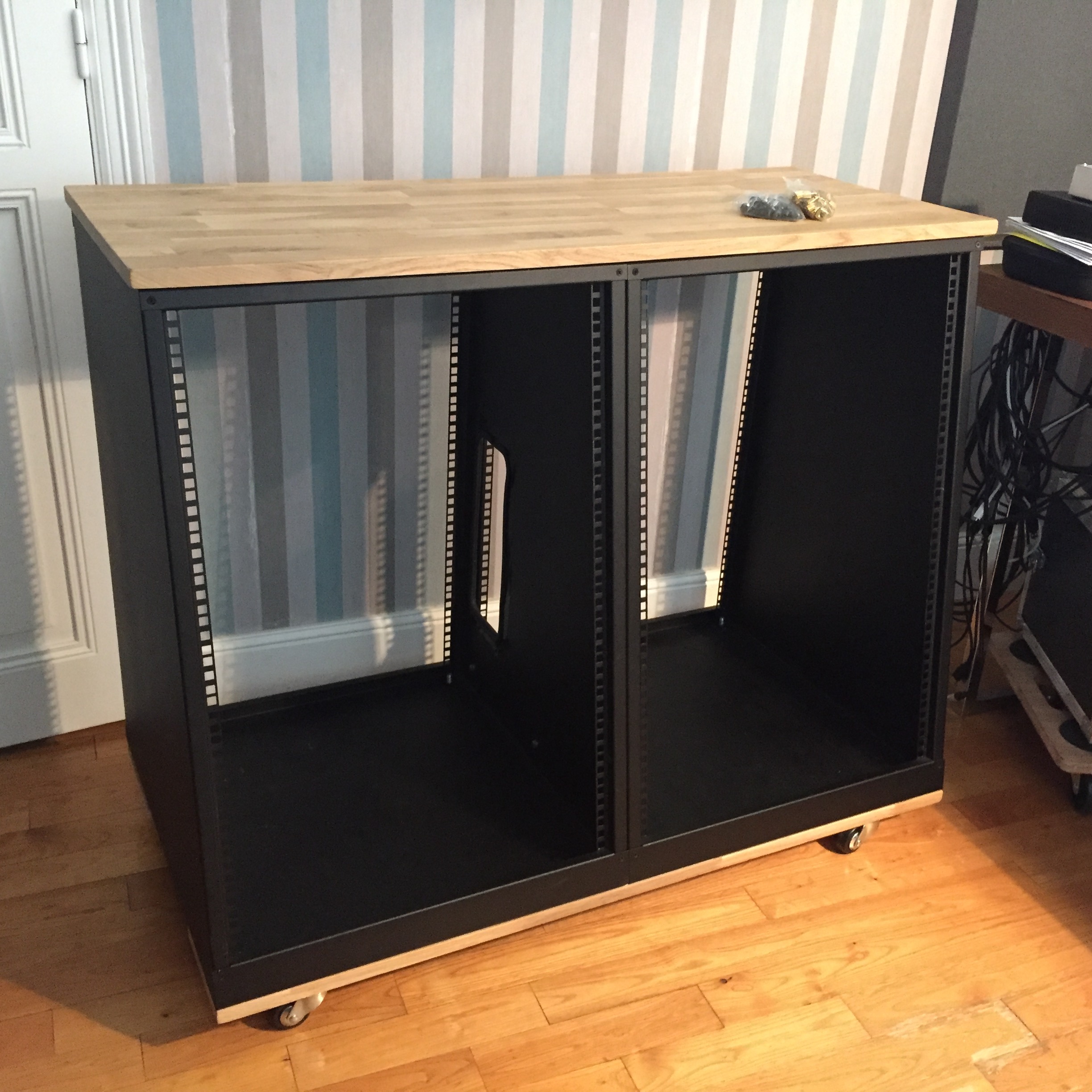 Rack Studio 16U / 38 - Thon Rack Studio 16U / 38 - Audiofanzine