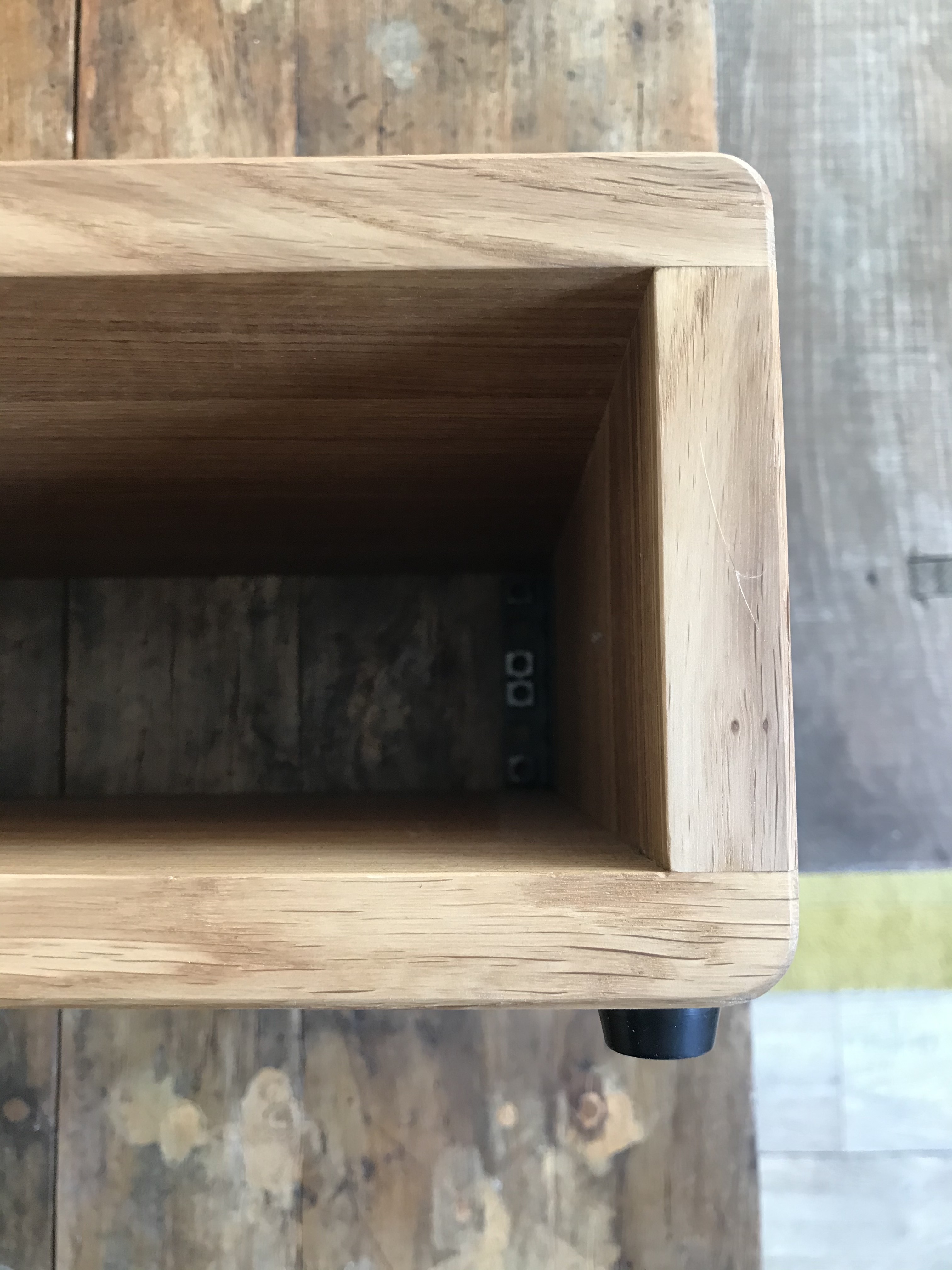 Studio Desktop Rack 4U Thon Studio Desktop Rack 4U Audiofanzine