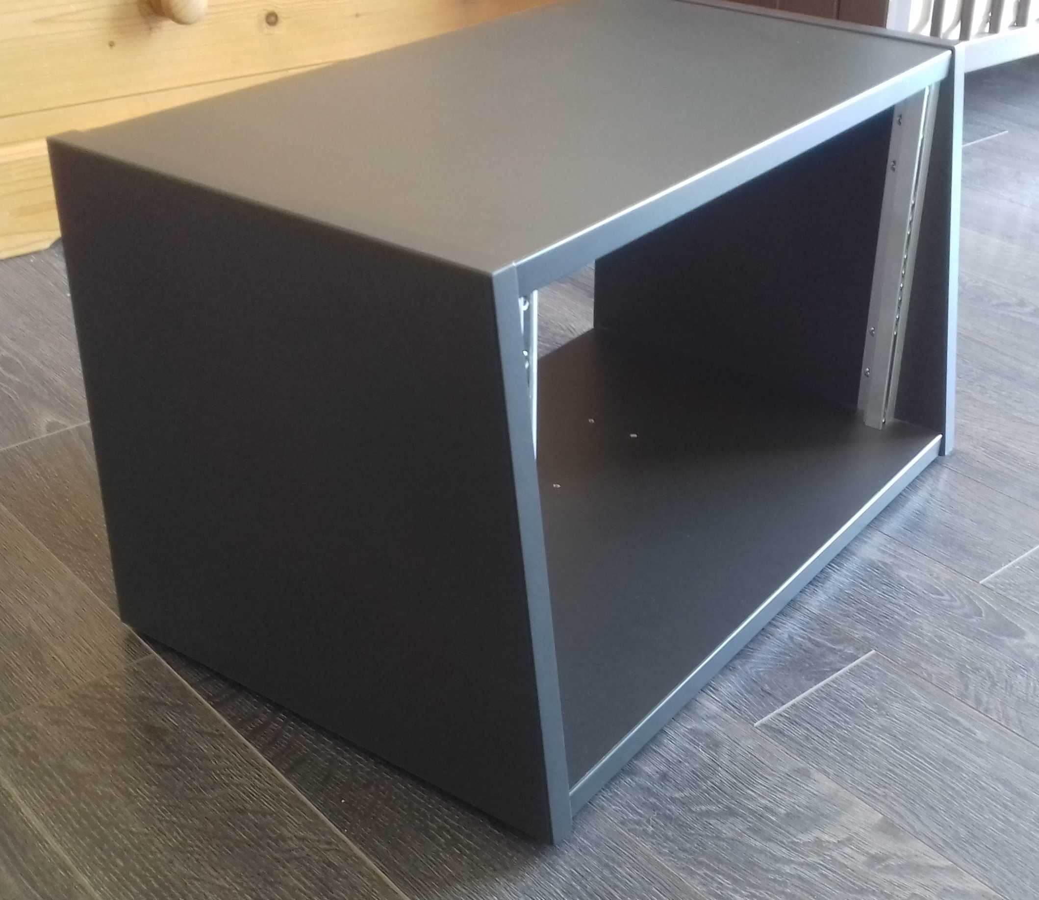 Studio Desktop Rack 6U Graphite Thon Audiofanzine
