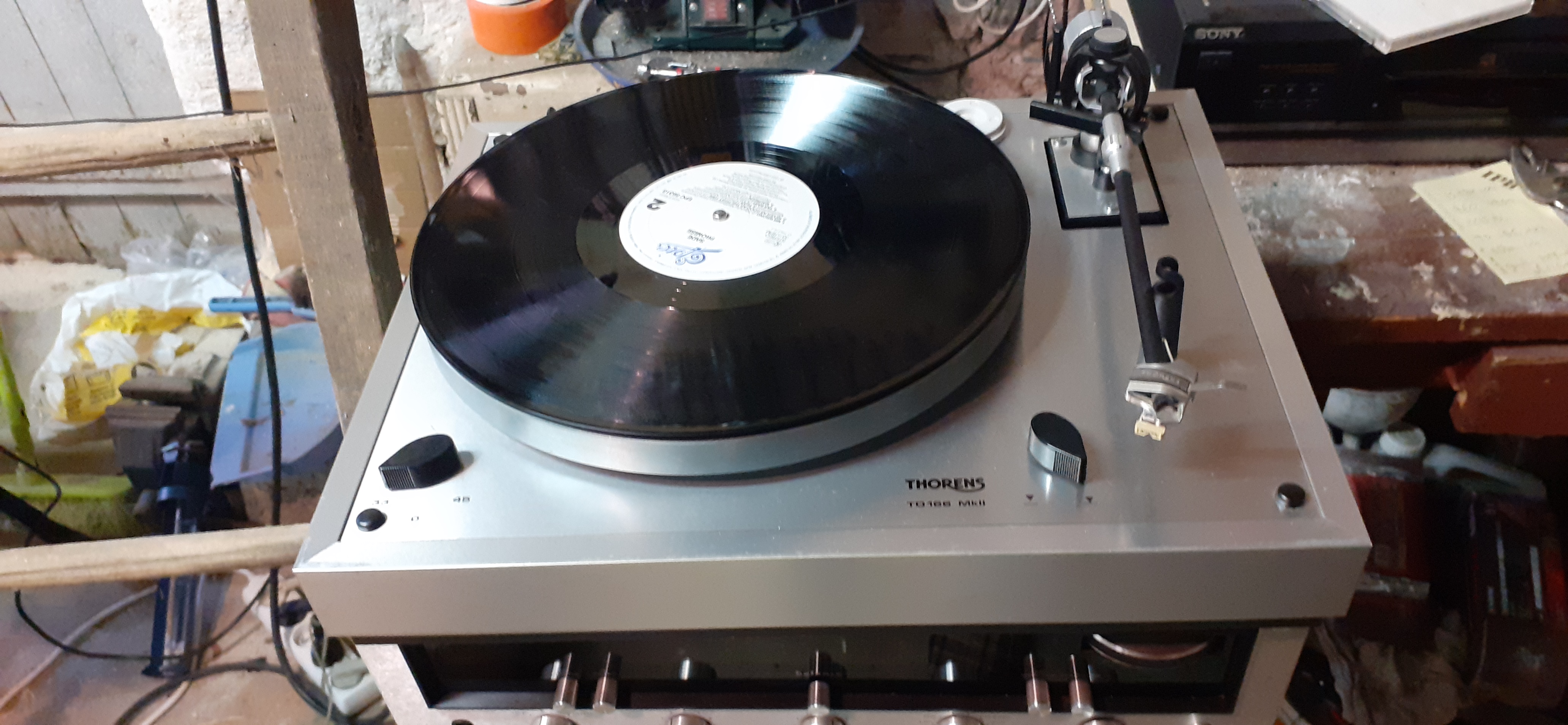 TD 166 MK II Thorens TD 166 MK II Audiofanzine