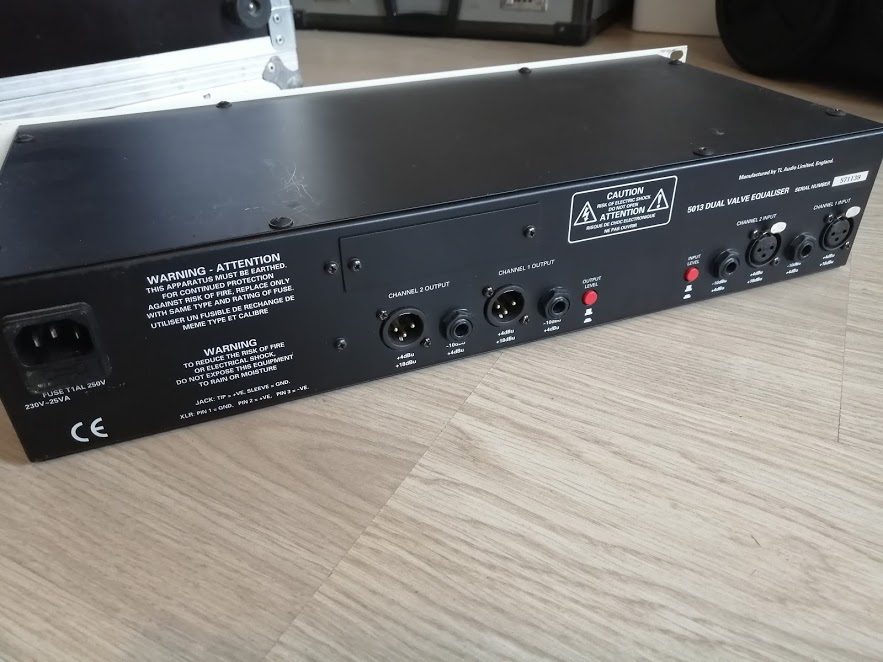 5013 Dualchannel Tube Parametric EQ TL Audio Audiofanzine
