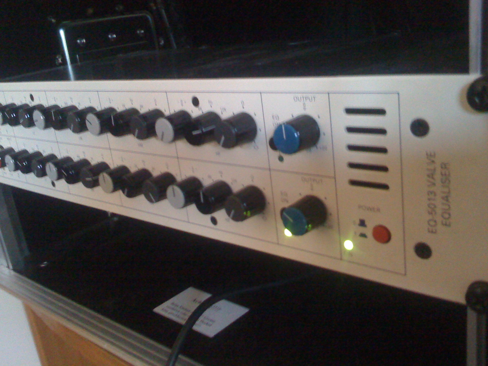 Photo TL Audio 5013 Dualchannel Tube Parametric EQ TL Audio 5013 2