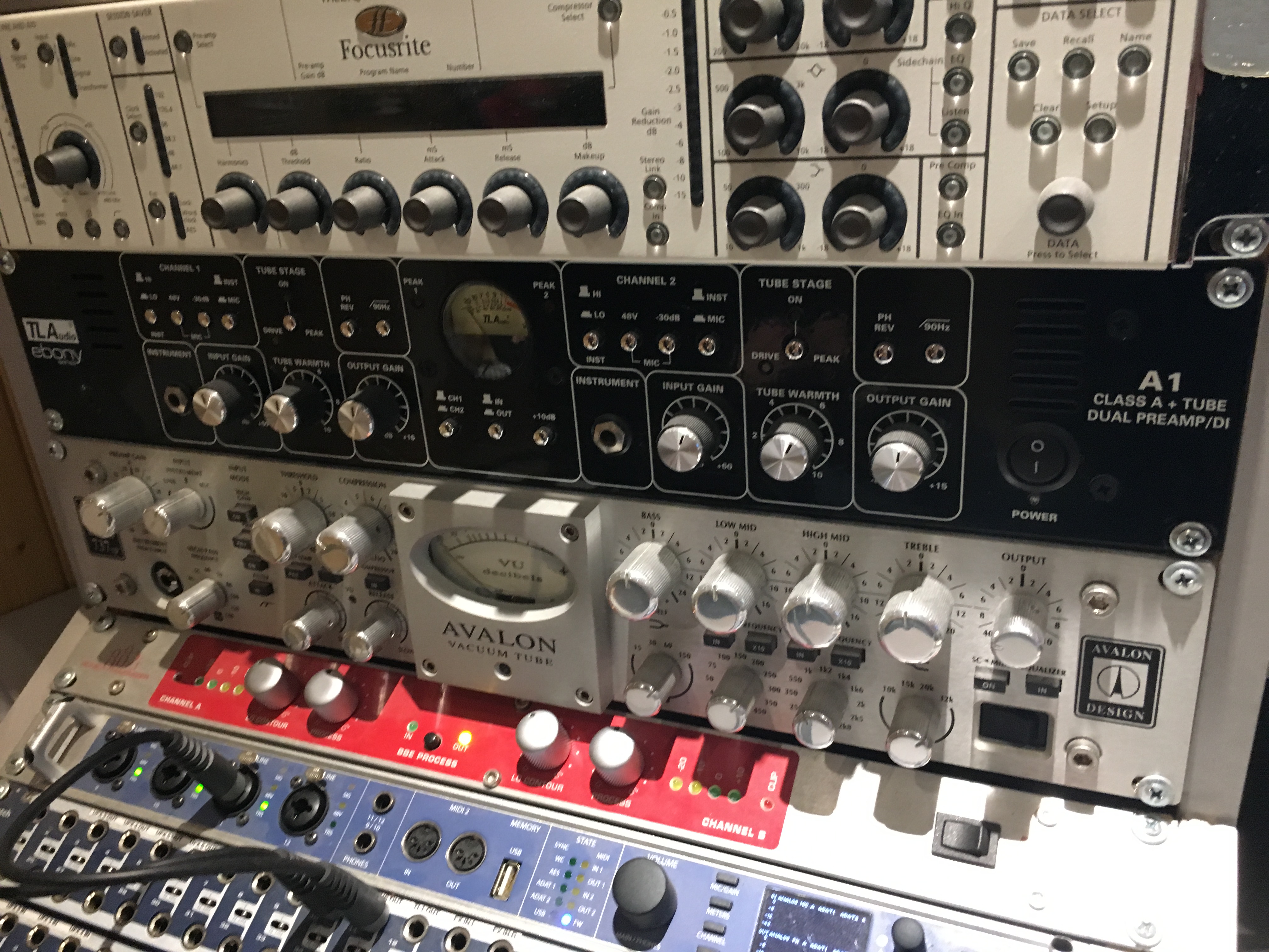 A1 Discrete Class A and Tube Dual preamp / DI TL Audio Audiofanzine