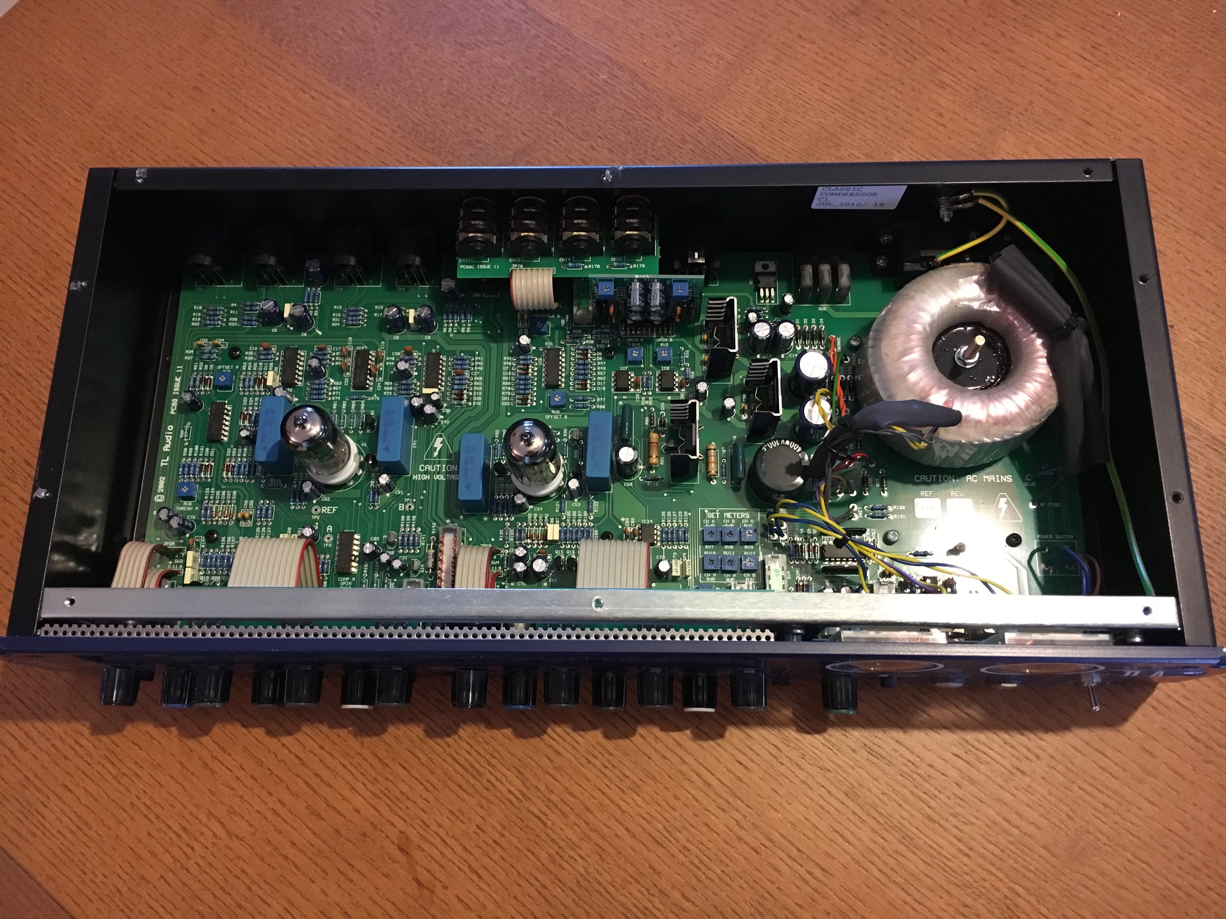 C1 2Channel Tube Compressor TL Audio Audiofanzine