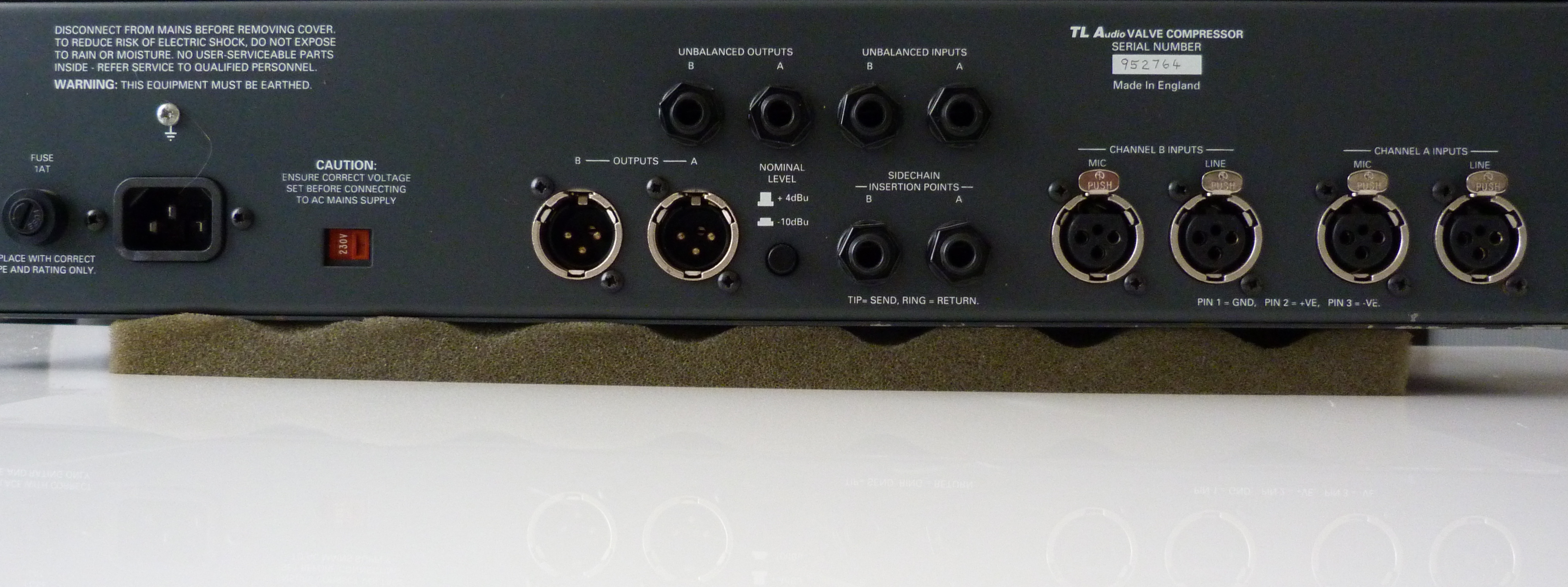 tl-audio-original-classic-series-c-1-dual-valve-compressor-425875.jpg