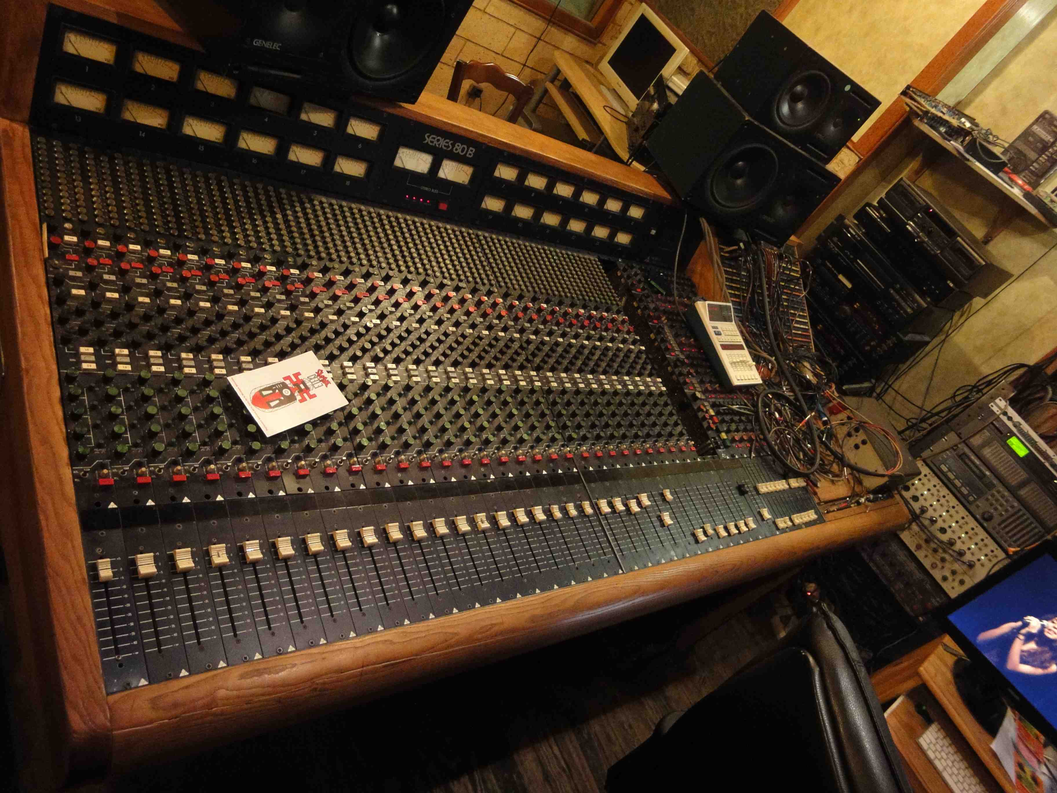 Photo Trident 80b : Trident Console 80b (#864748) - Audiofanzine