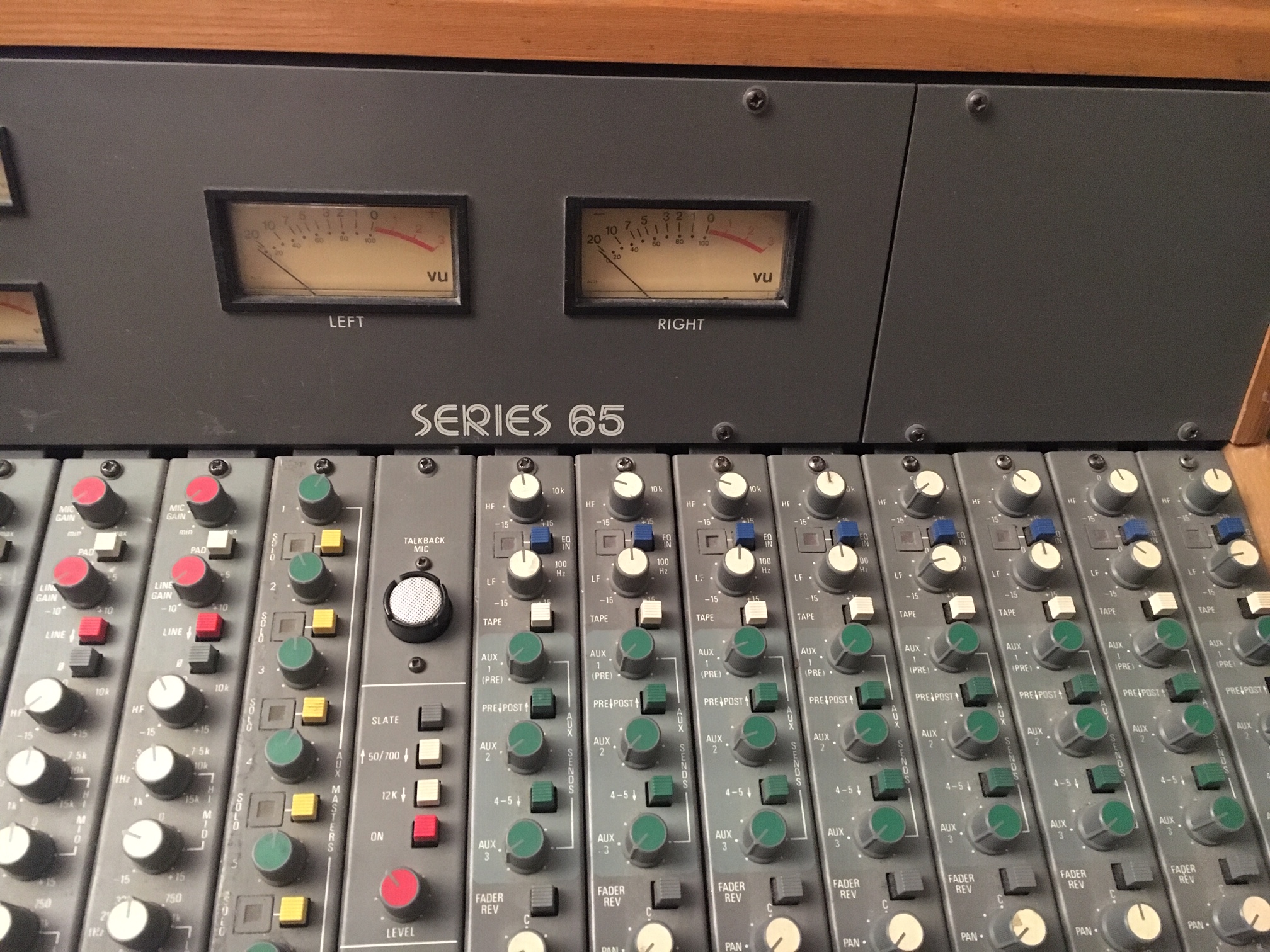 Series 65 - Trident Series 65 - Audiofanzine