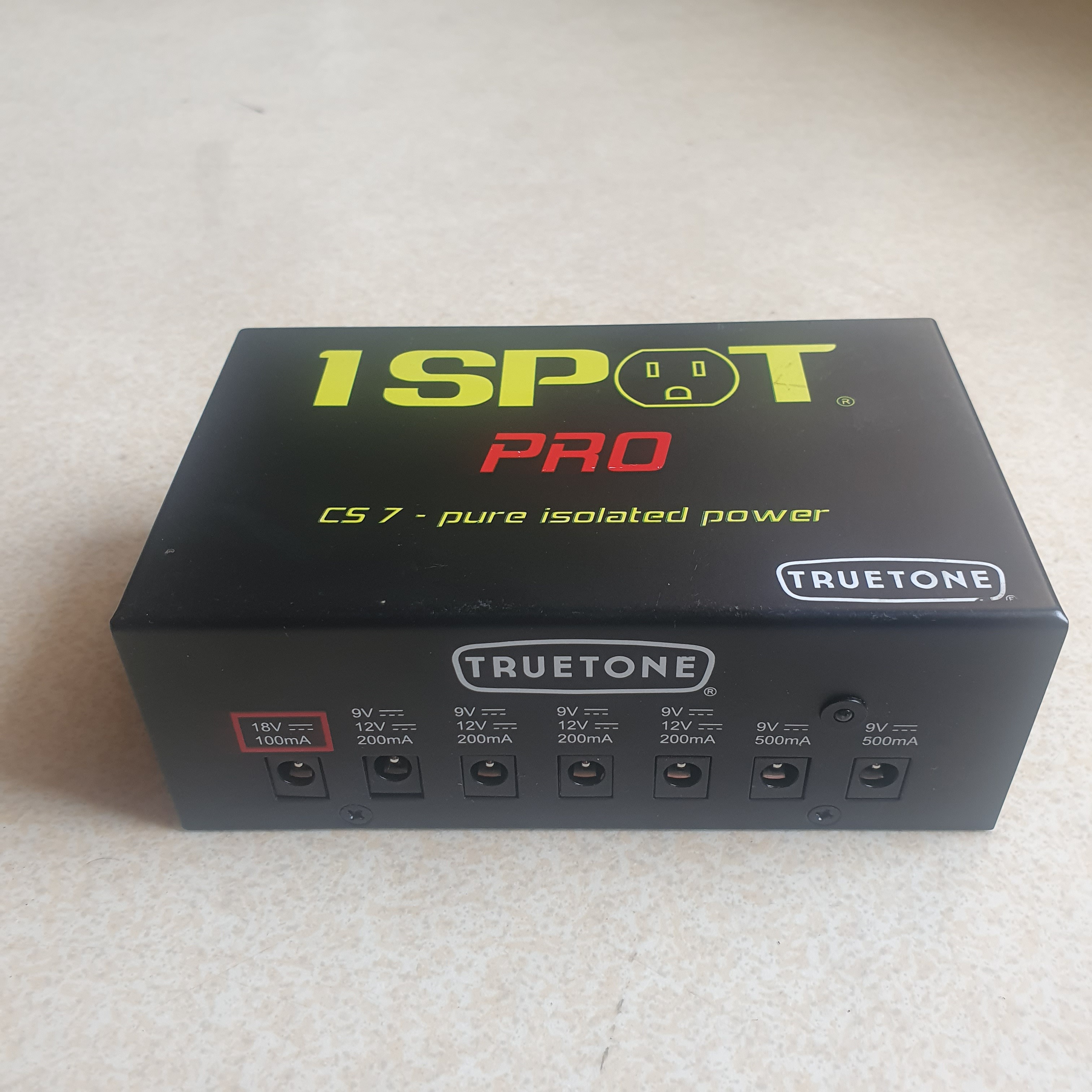 1 Spot Pro CS7 Truetone 1 Spot Pro CS7 Audiofanzine
