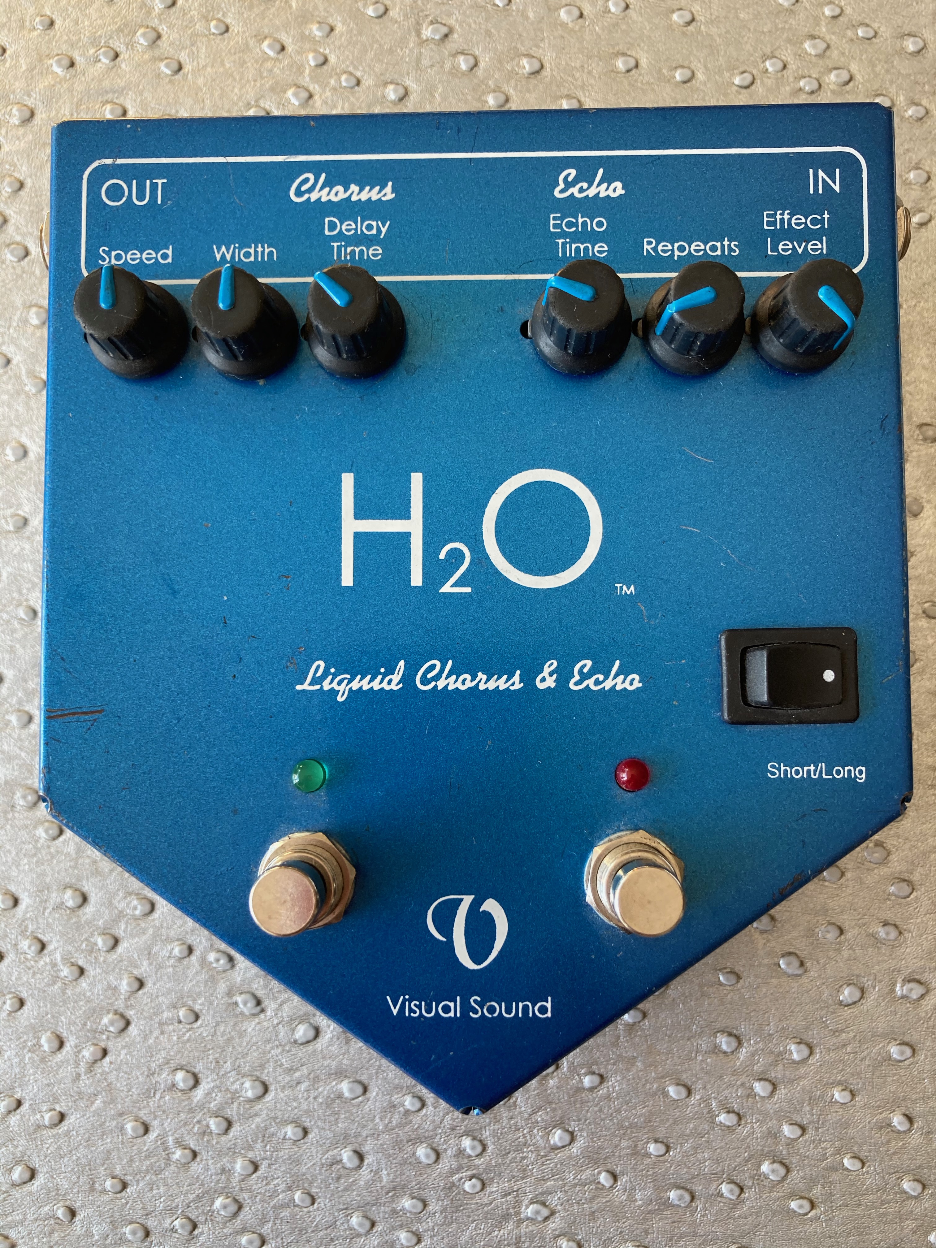 H2O V1 - Truetone H2O V1 - Audiofanzine