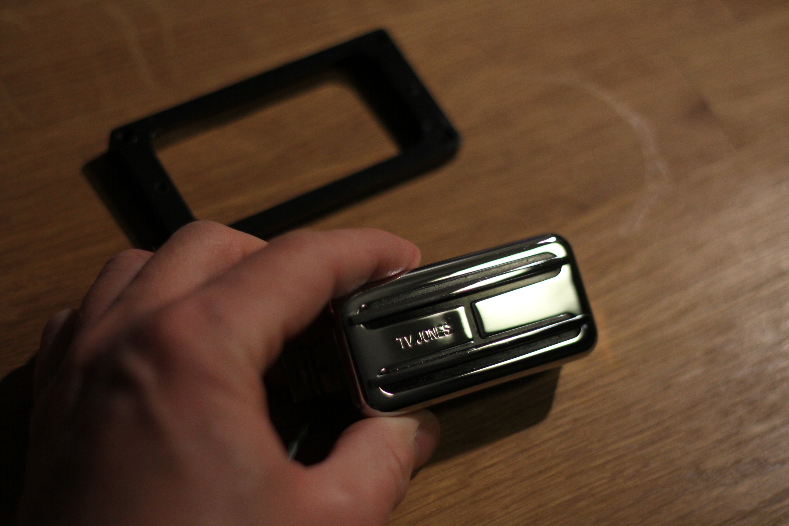 SUPERTRON TV Jones SuperTron Audiofanzine