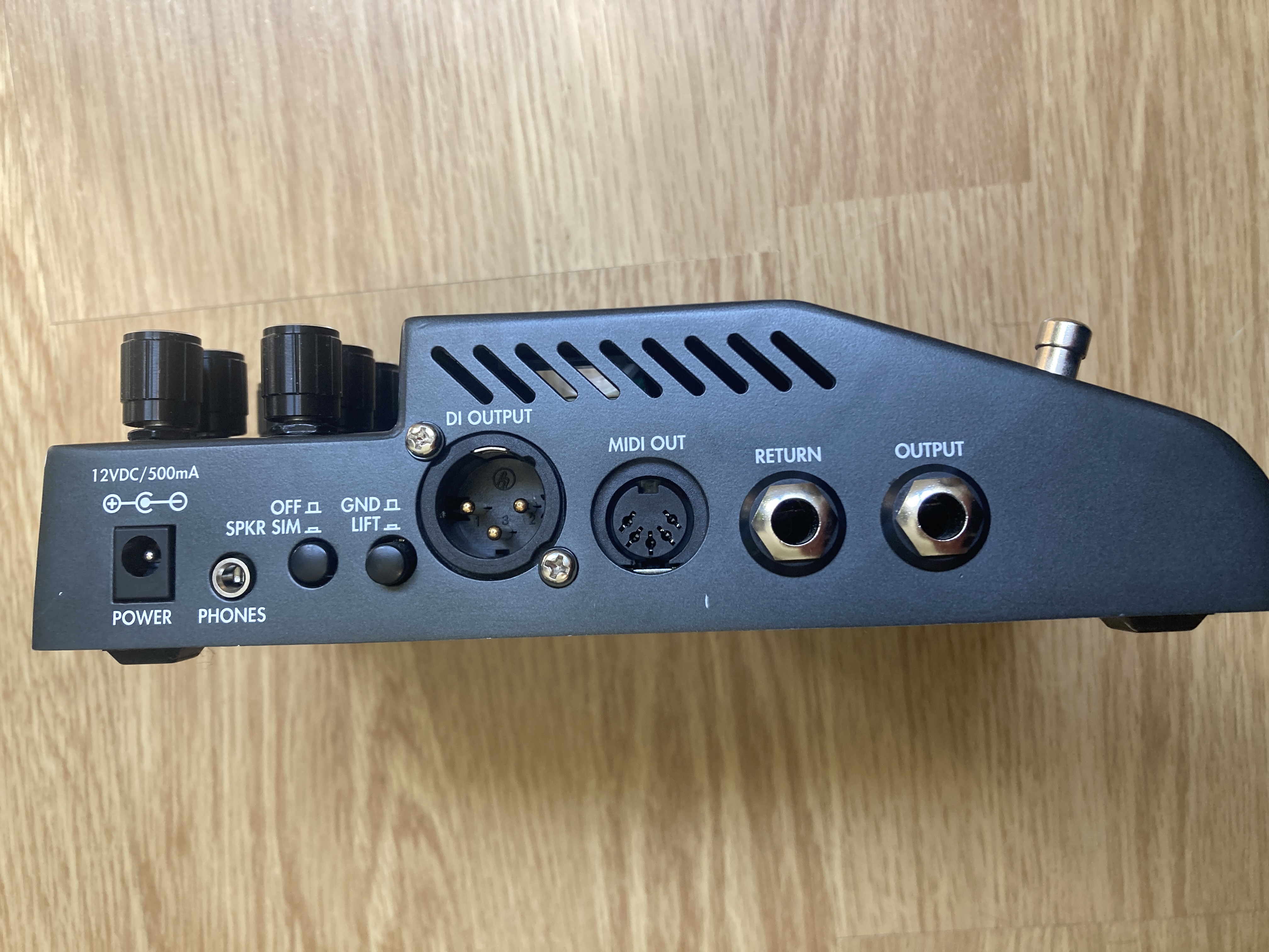 Le Bass - Two Notes Audio Engineering Le Bass - Audiofanzine