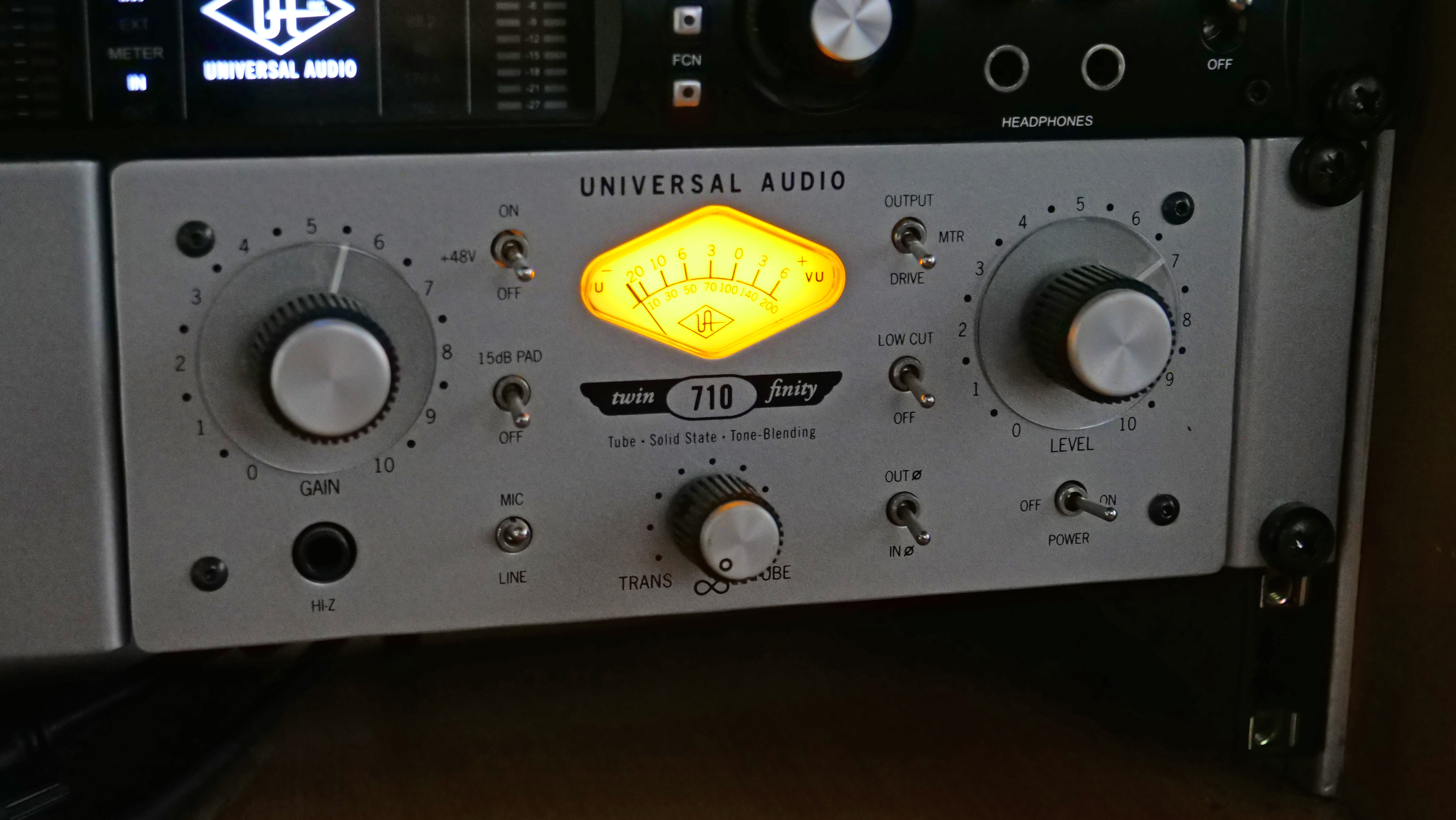 universal audio 710 twin-finity