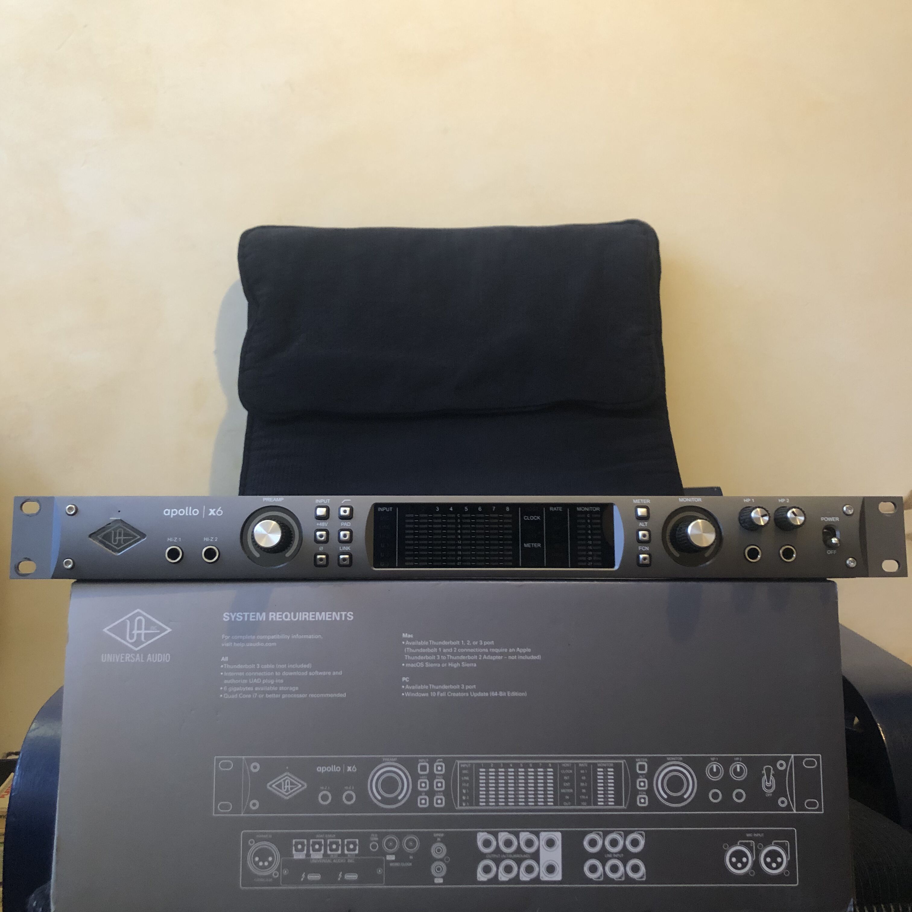 Apollo x6 - Universal Audio Apollo x6 - Audiofanzine