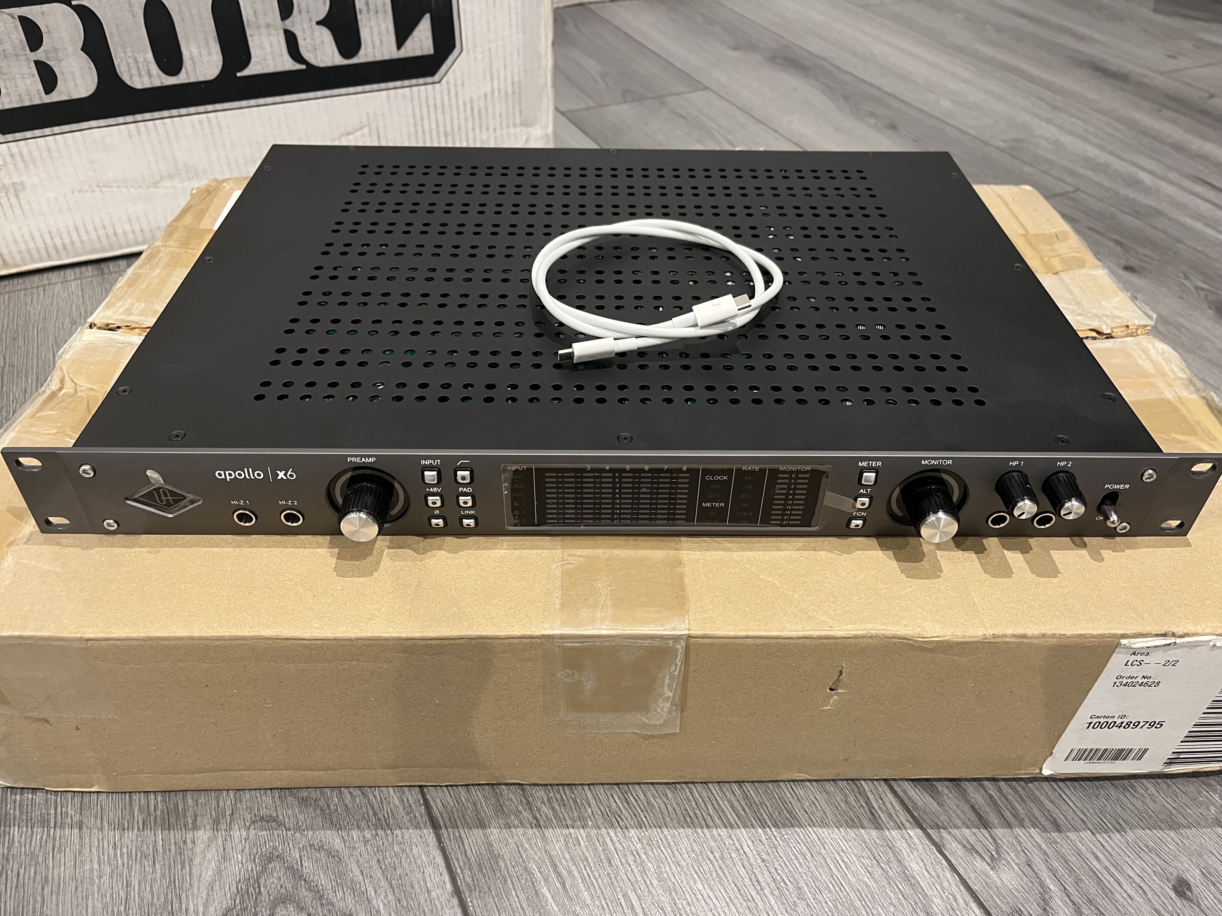 Apollo x6 Universal Audio Apollo x6 Audiofanzine