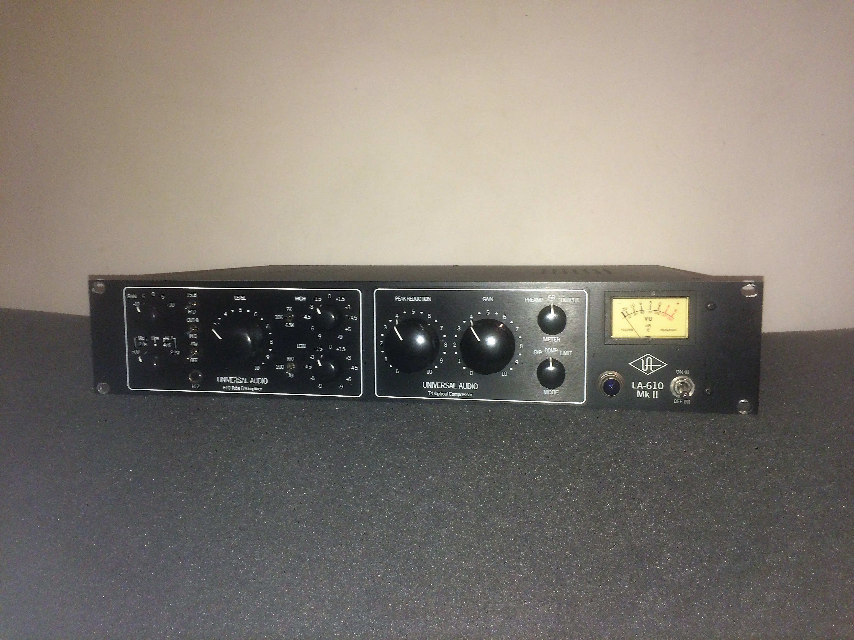 Photo Universal Audio LA-610 MK II : Universal Audio LA-610 MK II (36123) (#2056542) - Audiofanzine