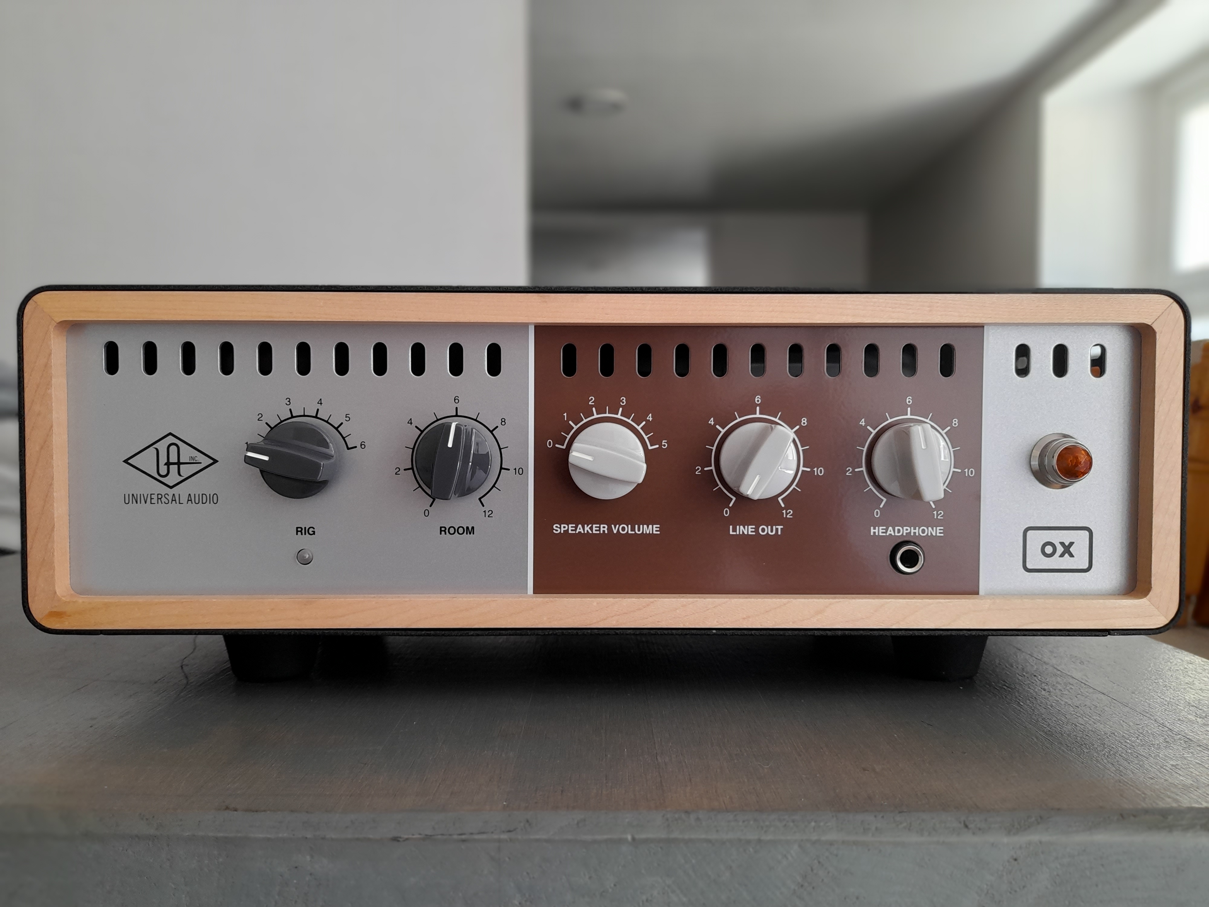 OX Universal Audio OX Audiofanzine