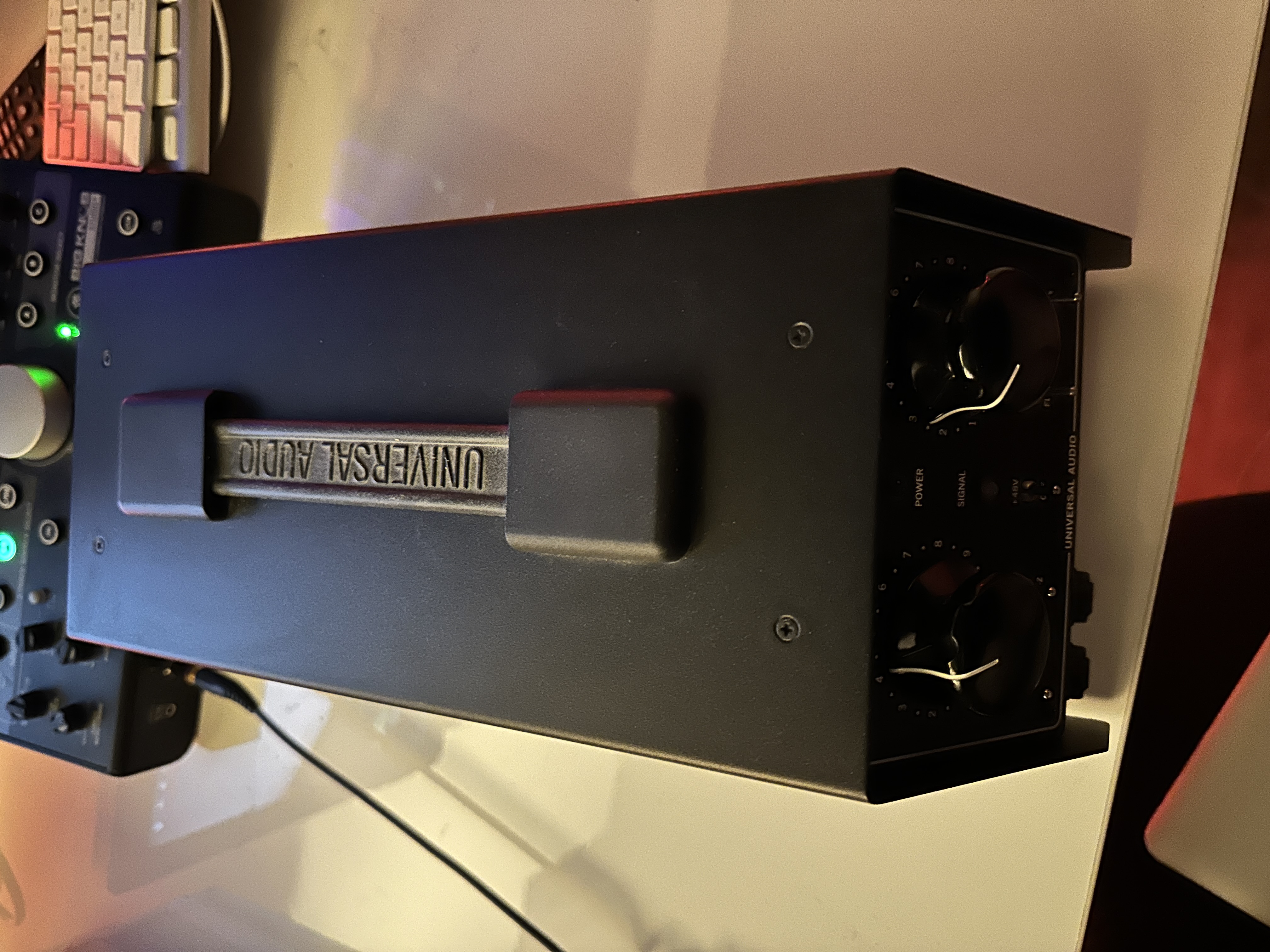 SOLO/610 - Universal Audio SOLO/610 - Audiofanzine
