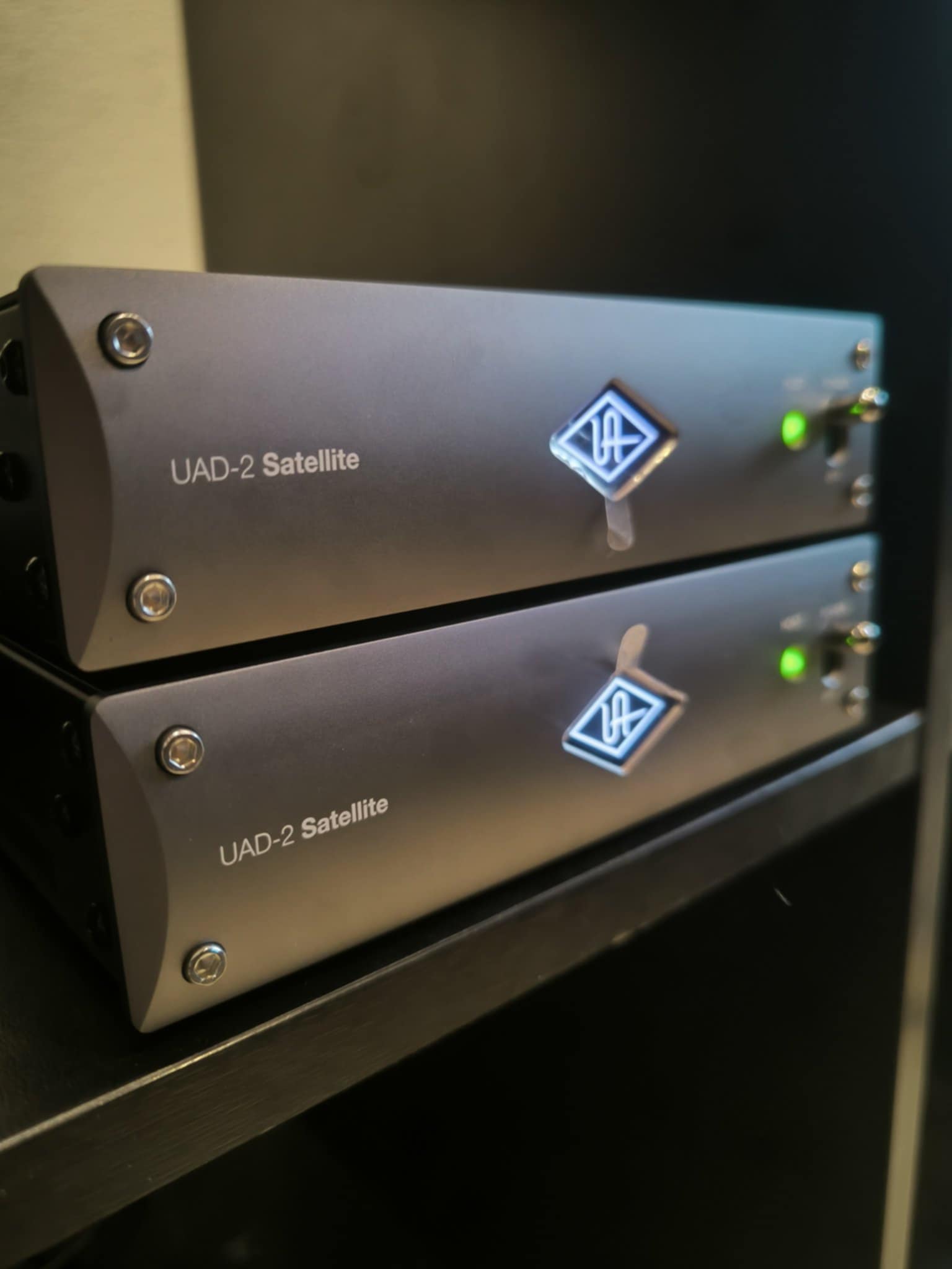 UAD-2 Satellite Thunderbolt 3 - OCTO Core Universal Audio UAD-2 Satellite Thunderbolt 3 - OCTO Core Universal Audio