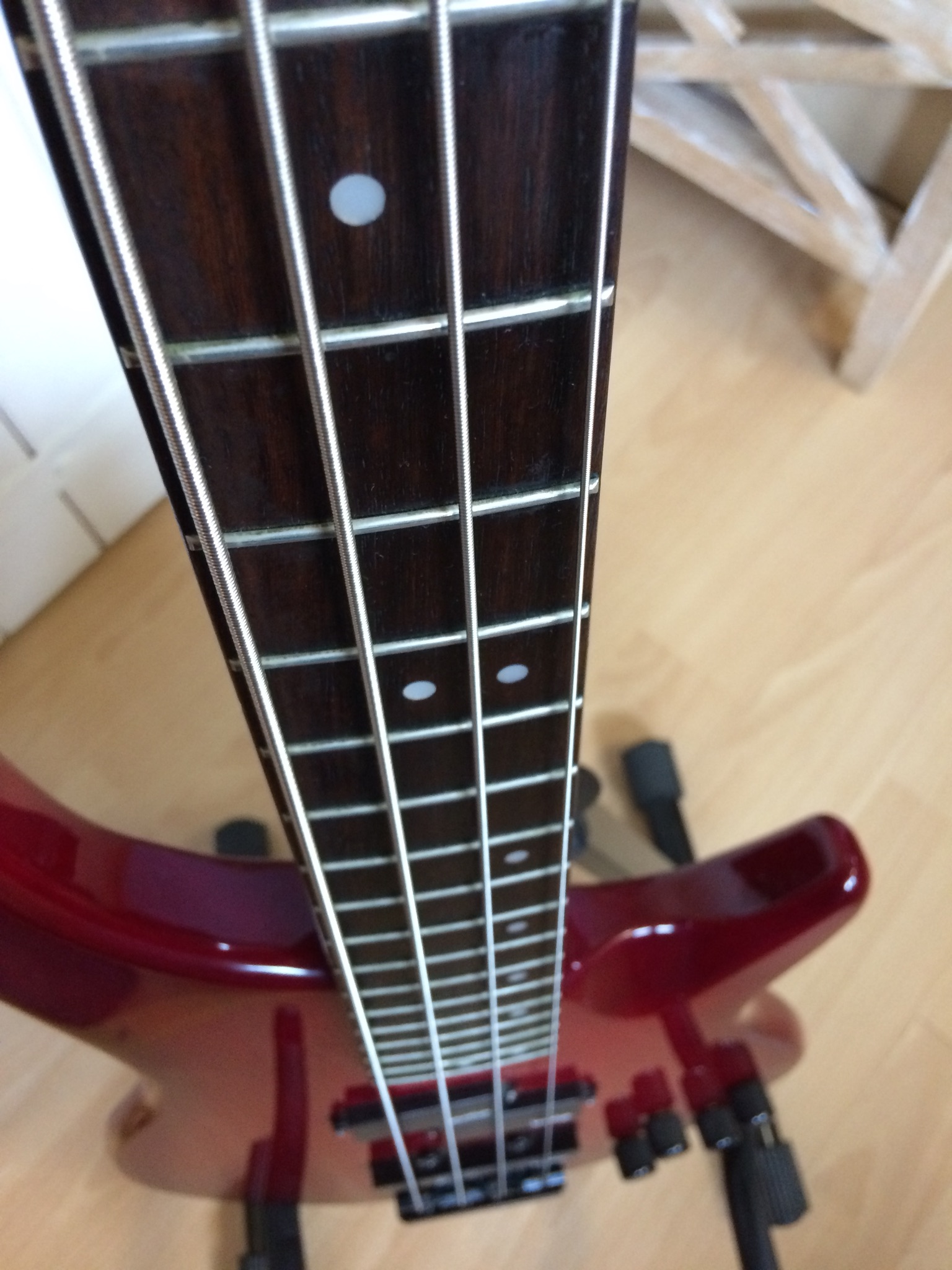 BASSE 4 CORDES Vantage basse 4 cordes Audiofanzine