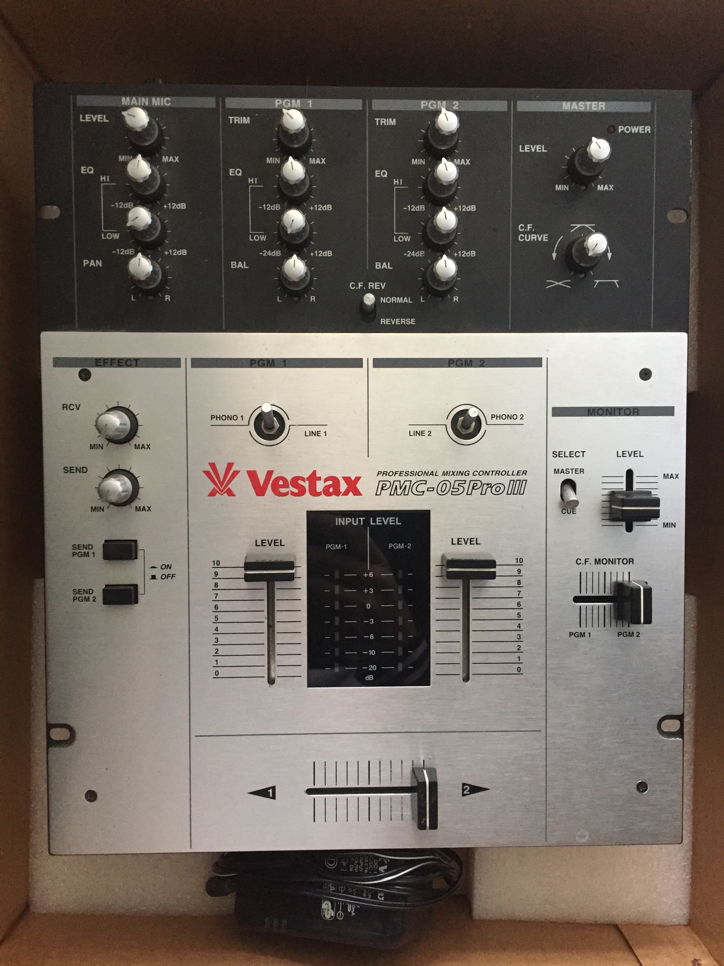 PMC-05 Pro III - Vestax PMC-05 Pro III - Audiofanzine
