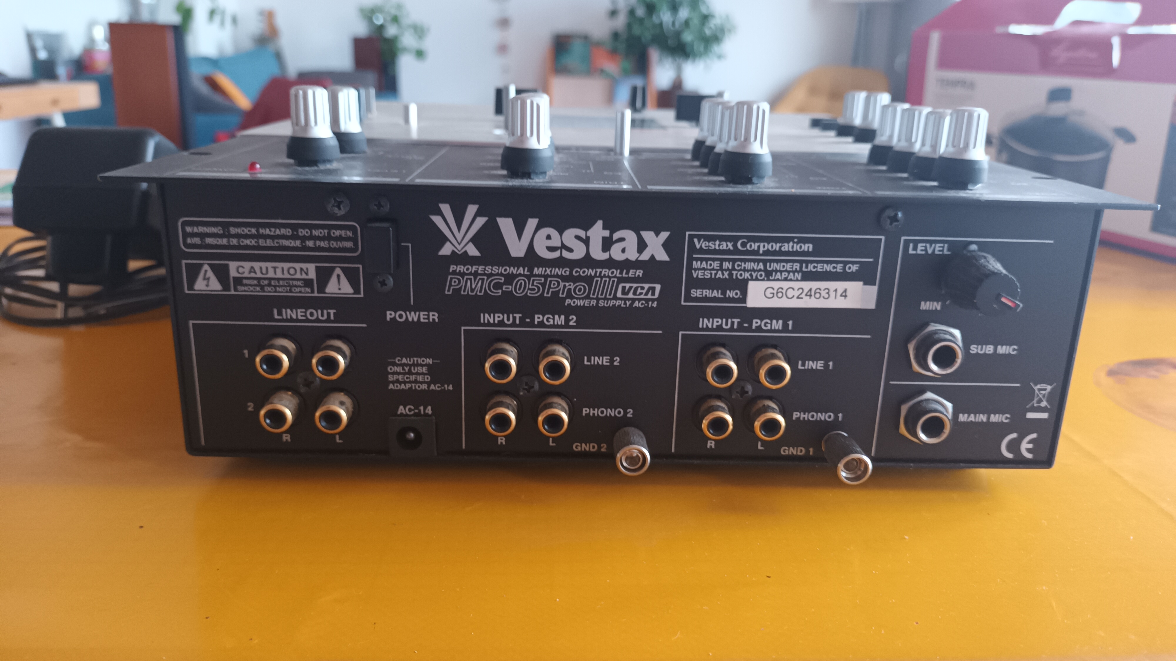 Chargeur 15V Pour Mixeur Vestax PMC-05 Pro III – Adaptateur Secteur 230V, Câble 120 Cm, Certifié CE